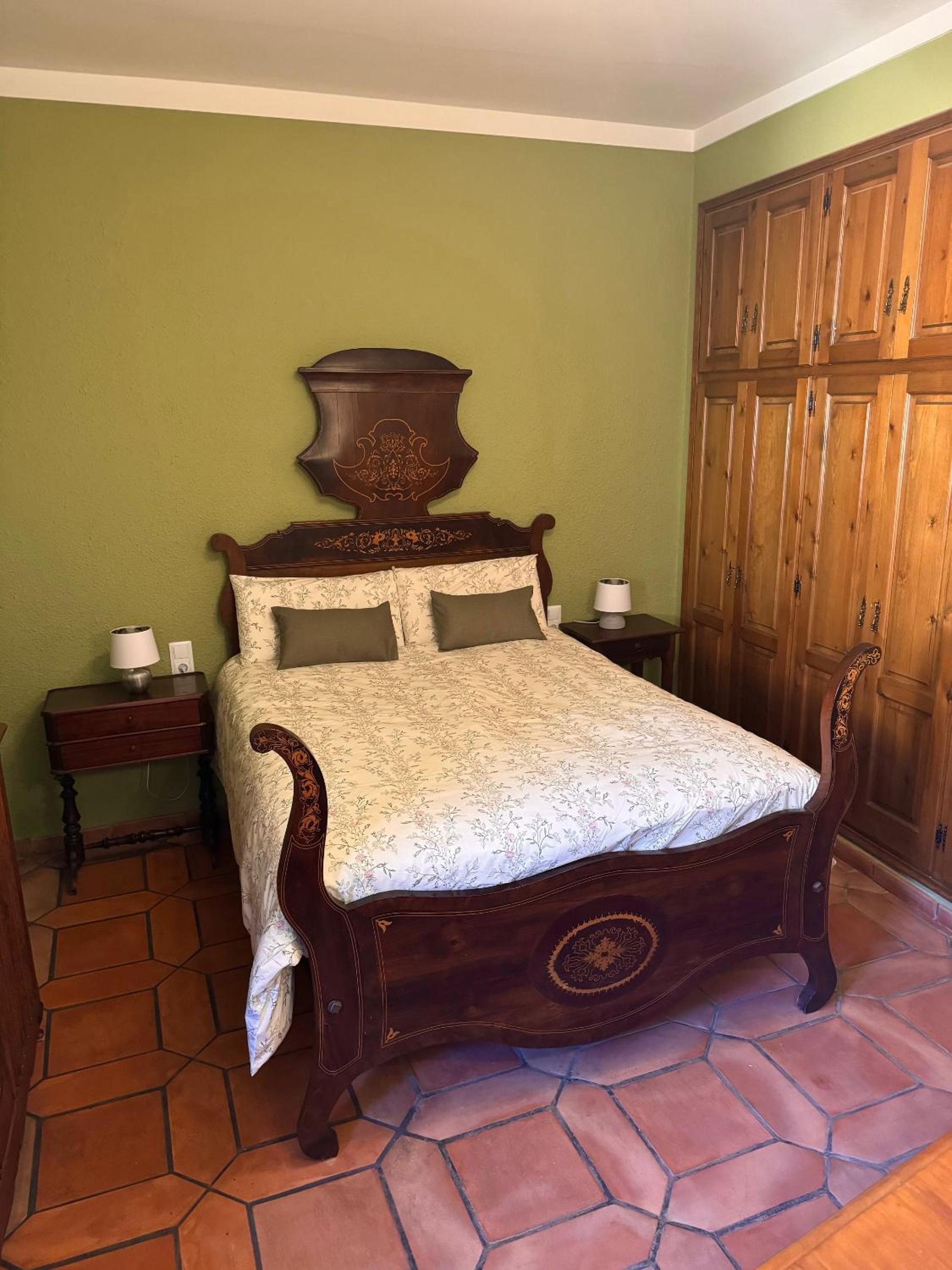 Habitación Doble con Baño Privado