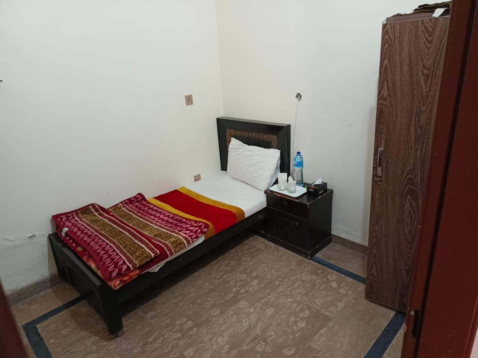 Budget Single Room