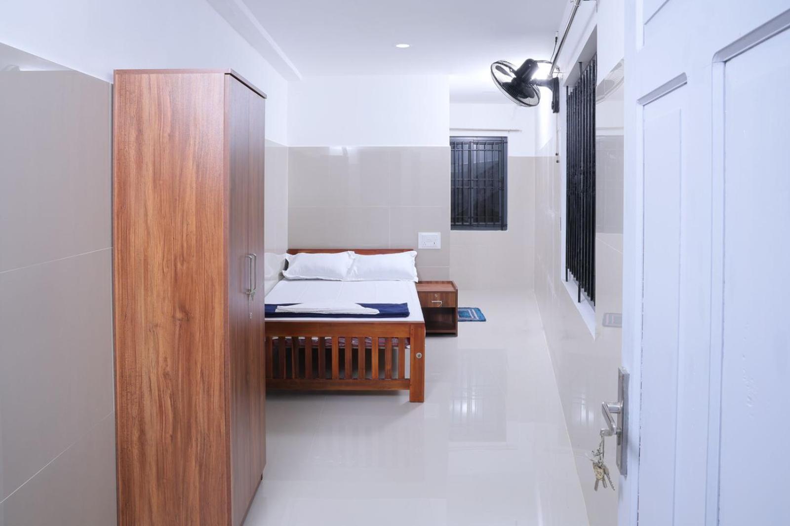 Budget Double Room photo 1
