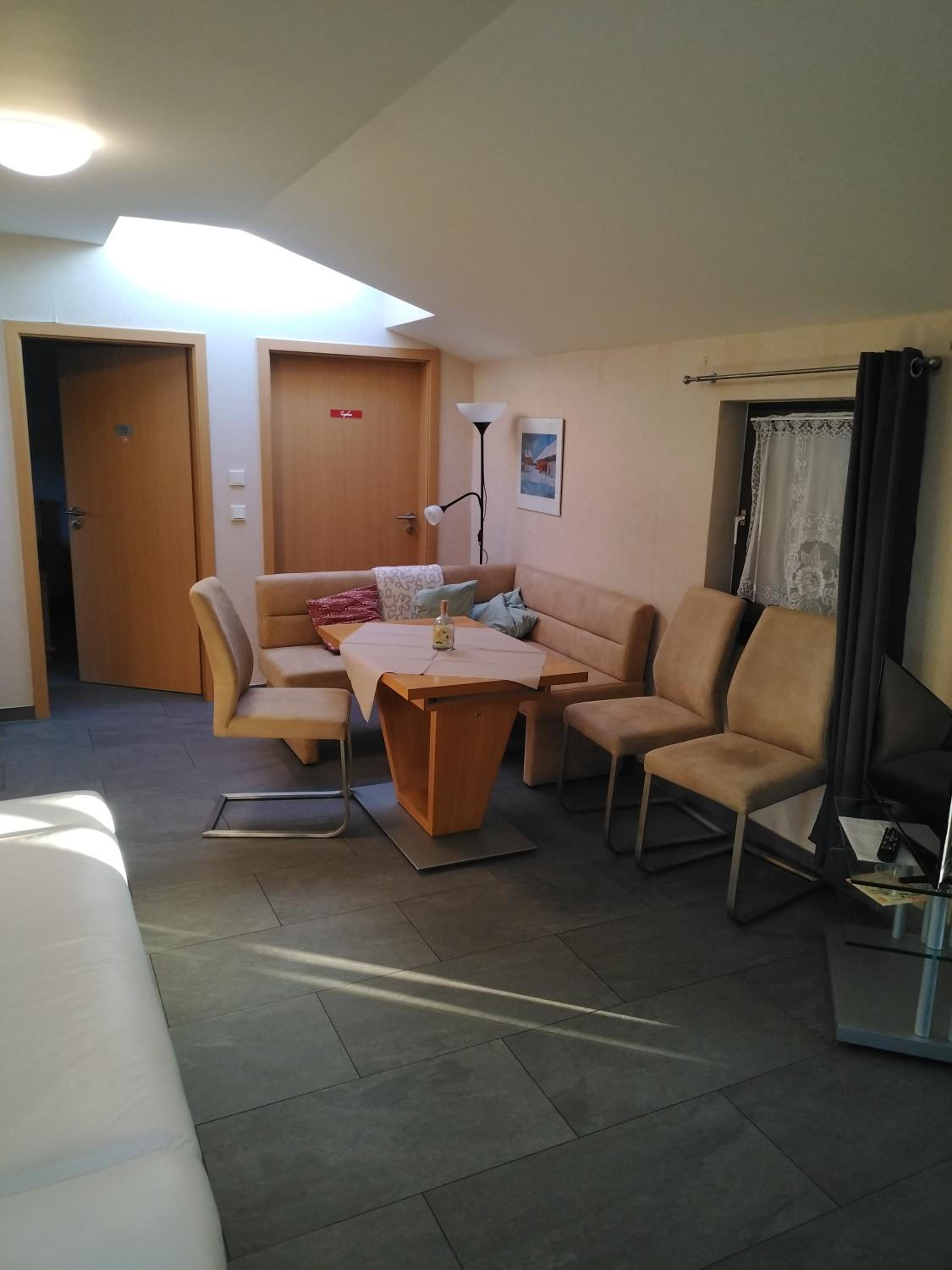 One-Bedroom Apartment - Photo 9