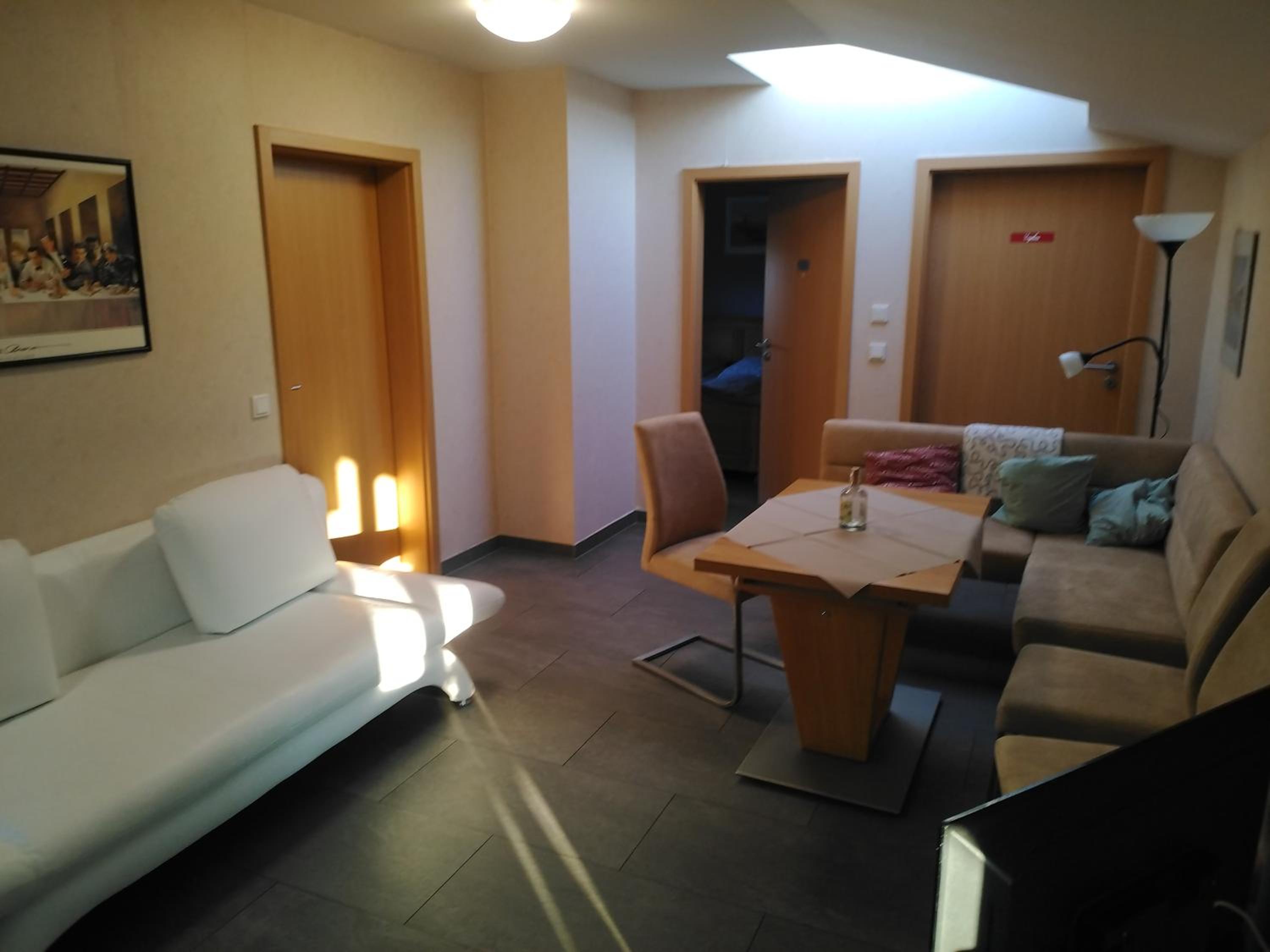 One-Bedroom Apartment - Photo 5