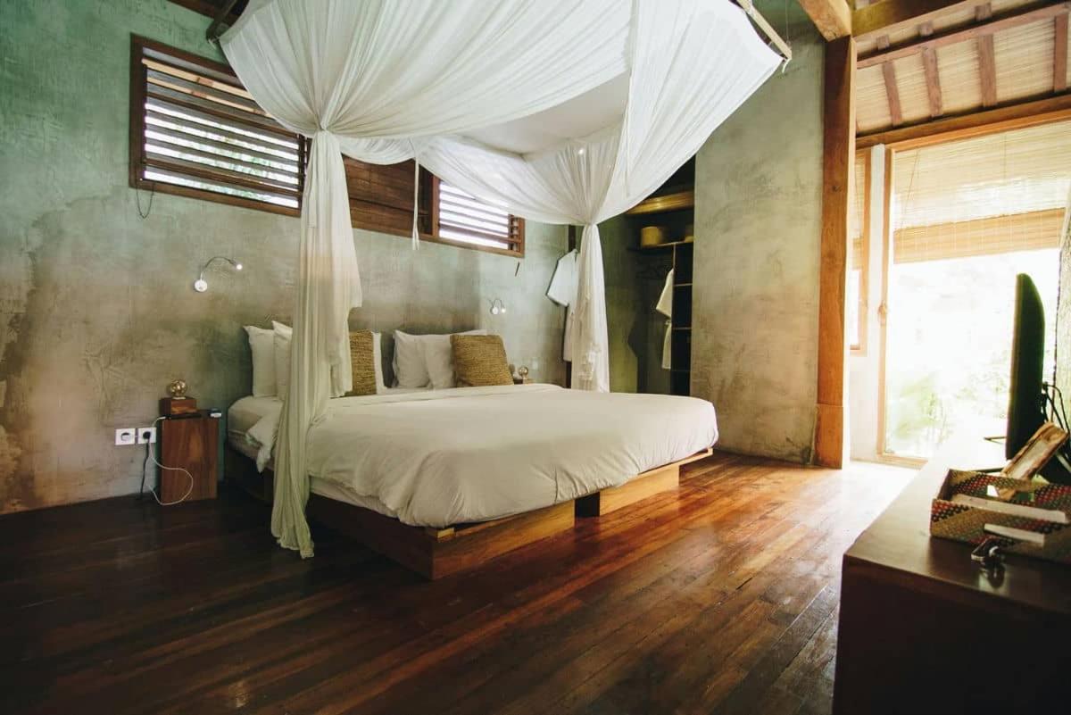 Deluxe Bungalow With Pool Access - Photo 6