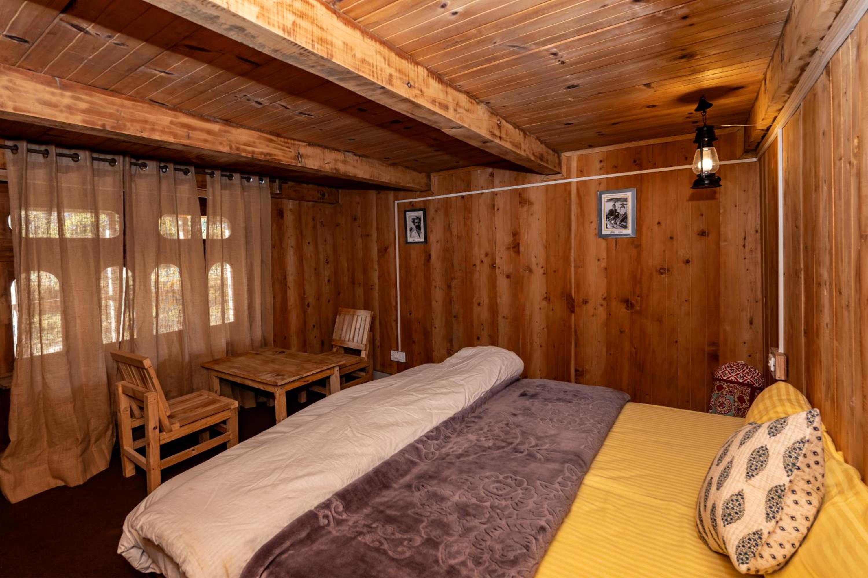 Double Room With Shared Bathroom photo 1
