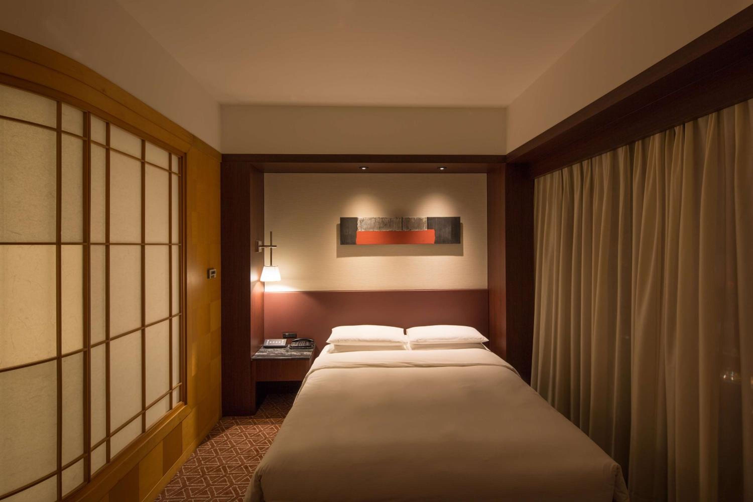 Queen Room - Photo 7