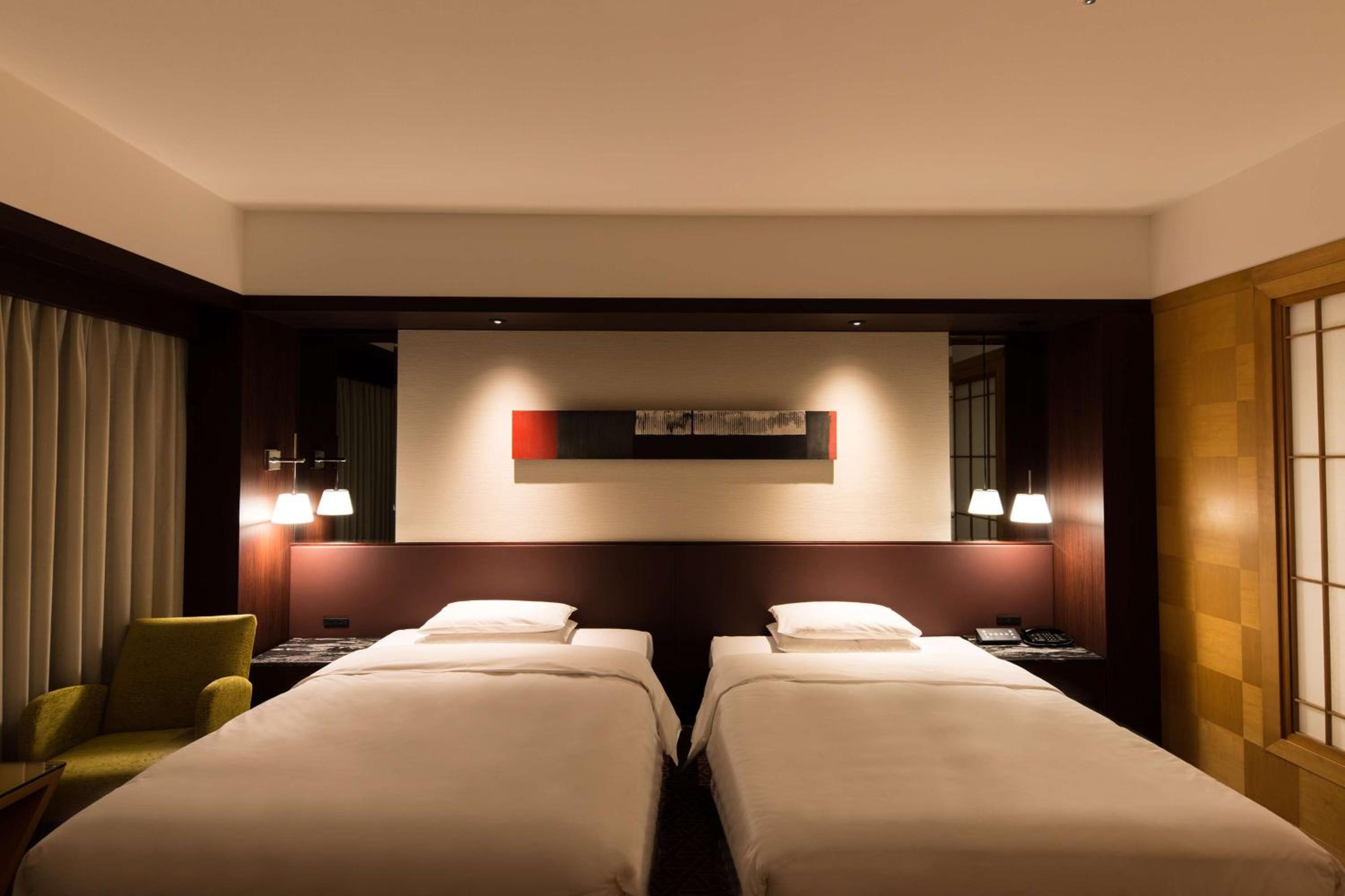 Twin Room - Photo 5