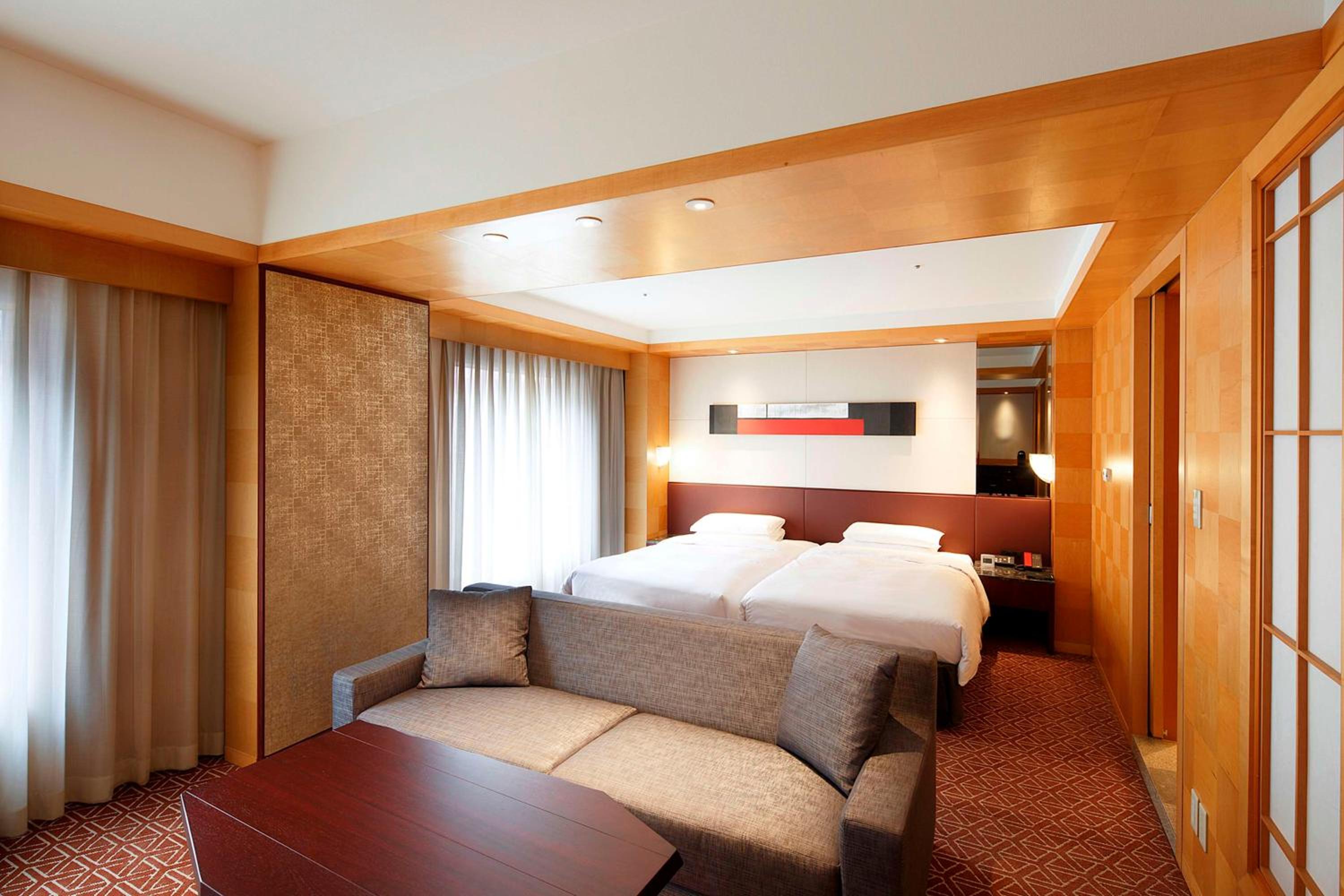 Deluxe Twin Room - Club Access - Photo 1