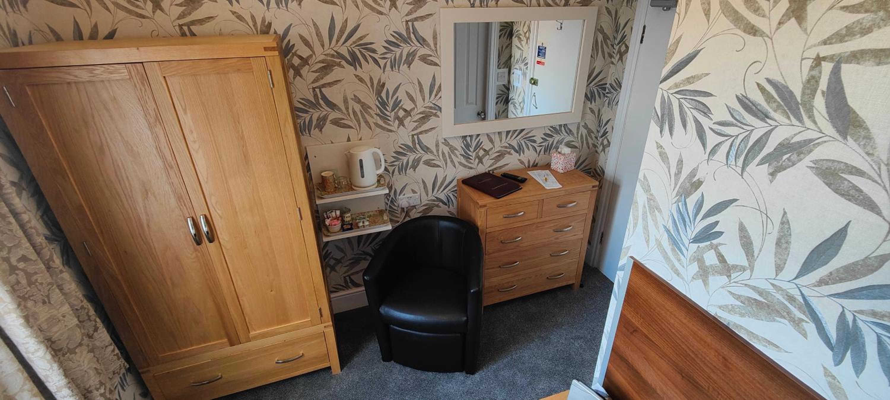 Single Room with Shower photo 2