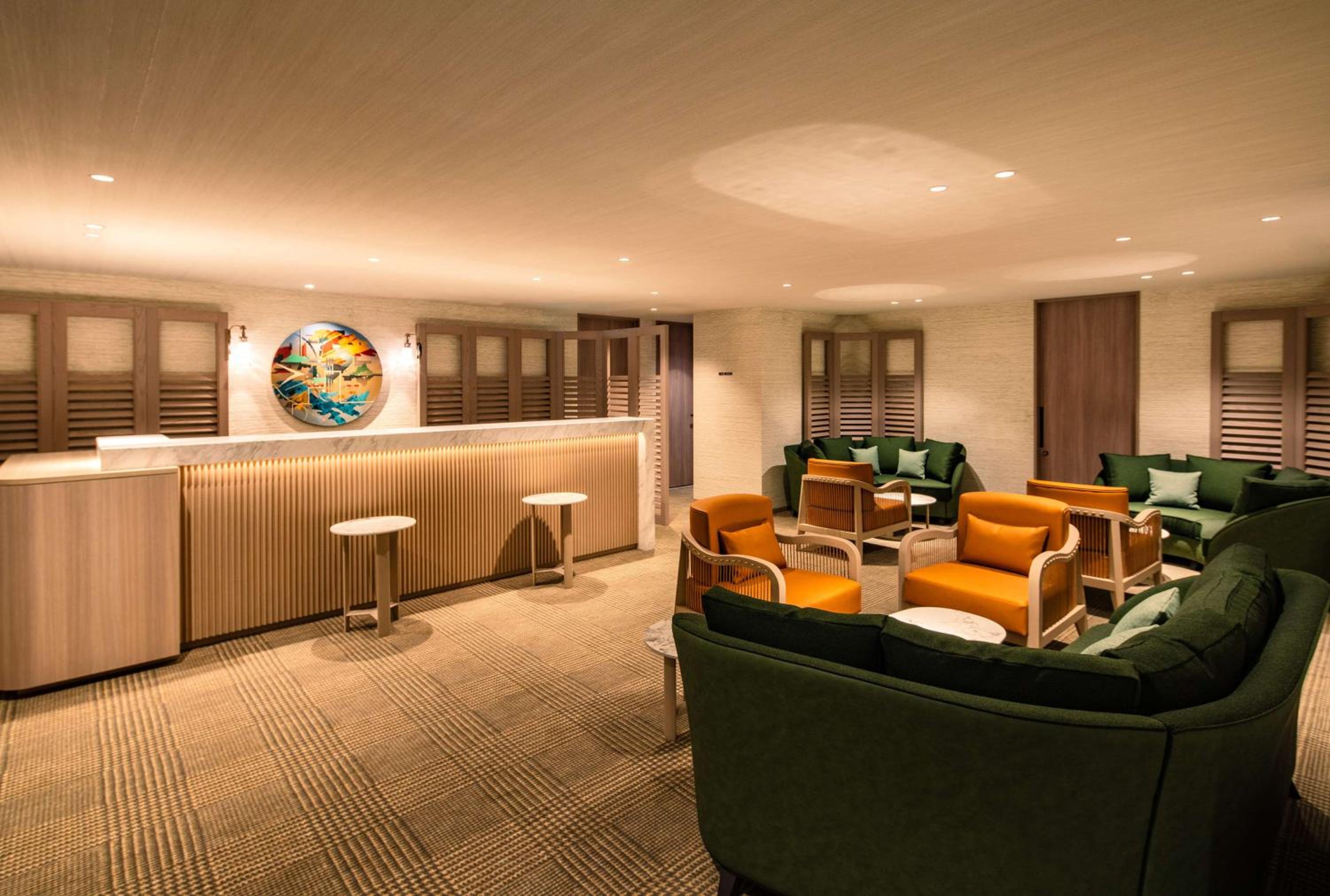 Twin Room - Club Access - Photo 4