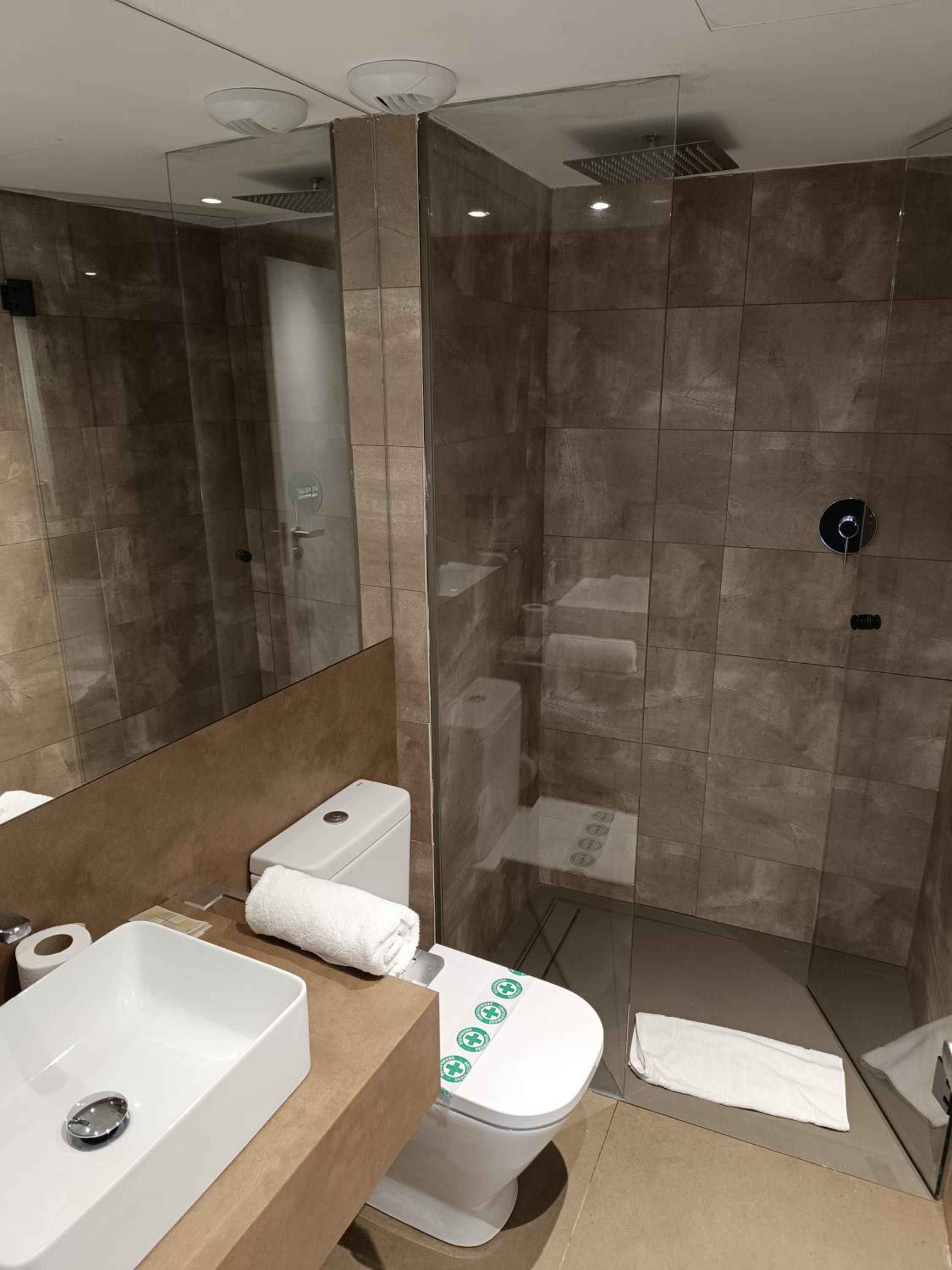 Single Room photo 2