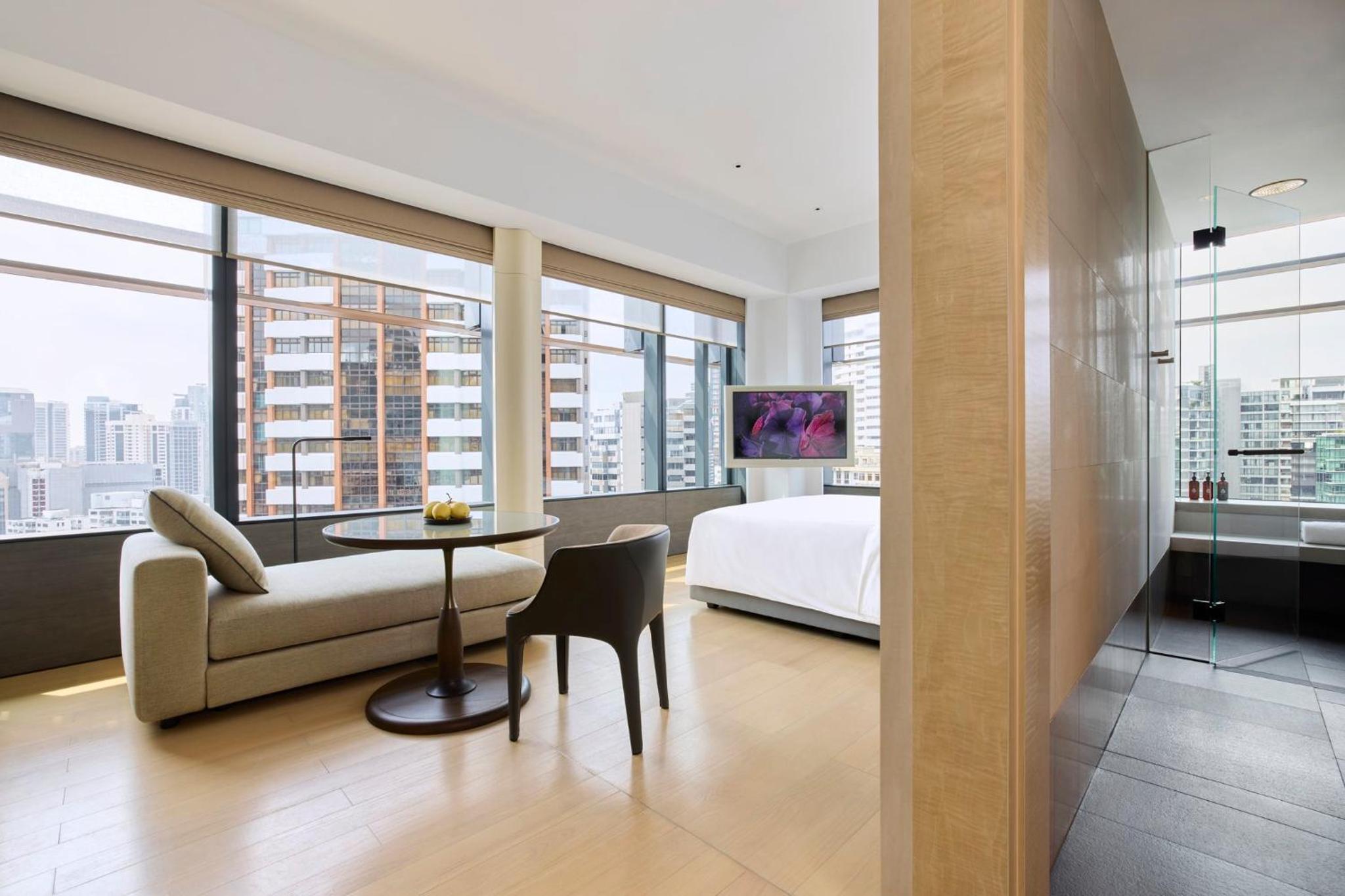 Emerald Room Twin photo 3