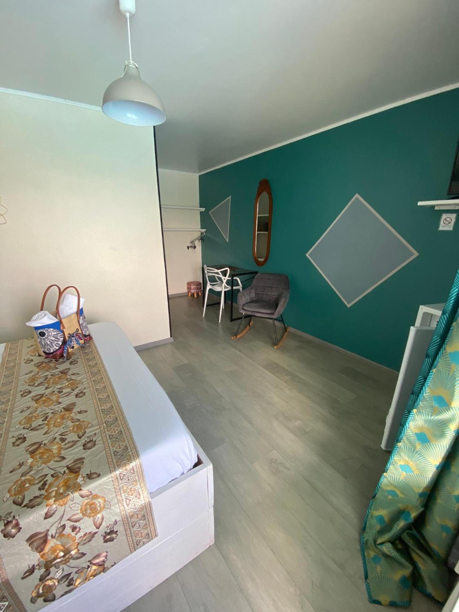 Double Room with Pool View photo 2
