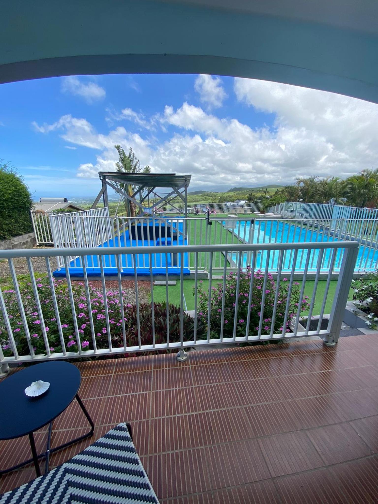 Double Room with Pool View photo 2