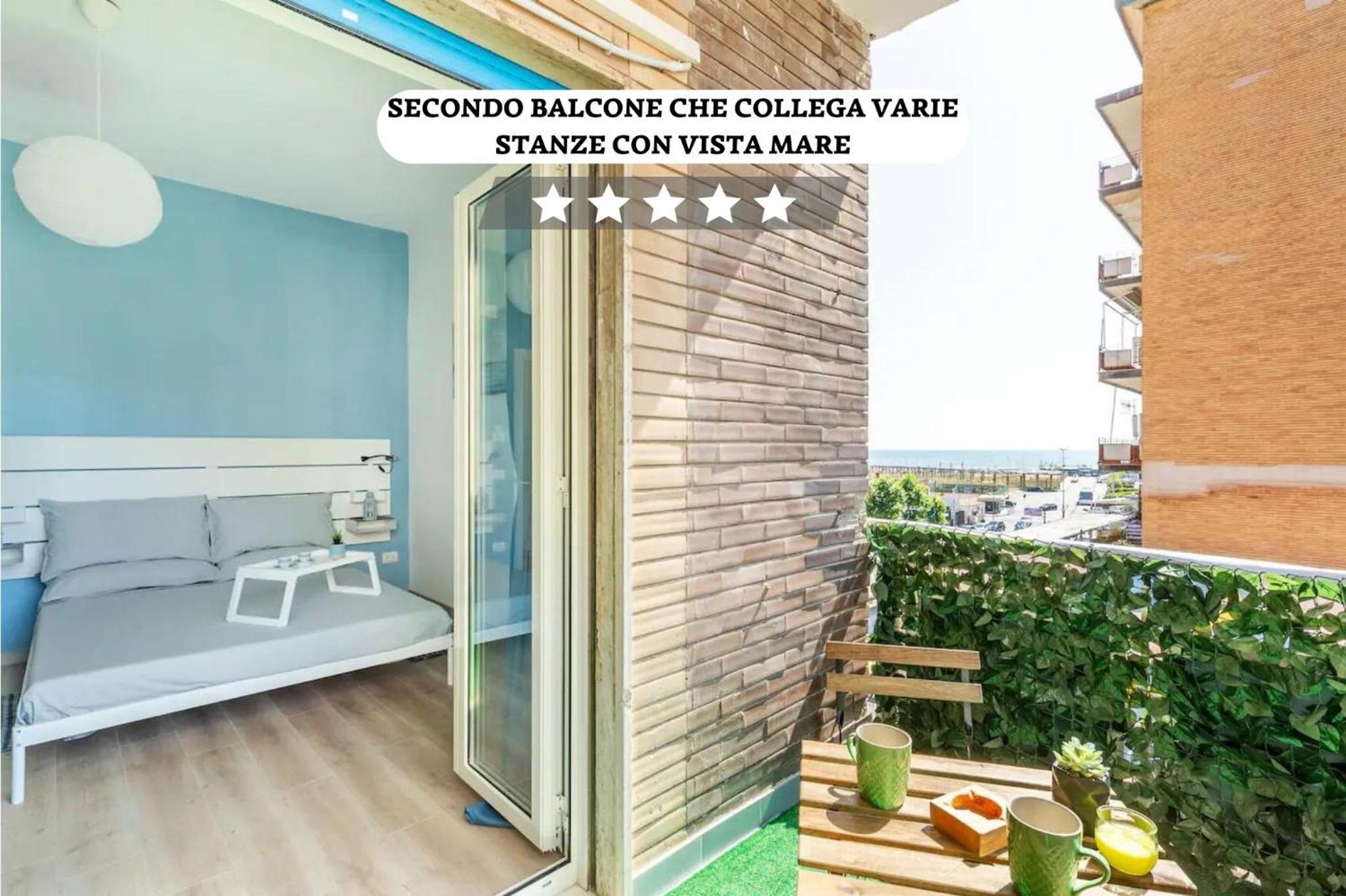 Quadruple Room with Balcony photo 3