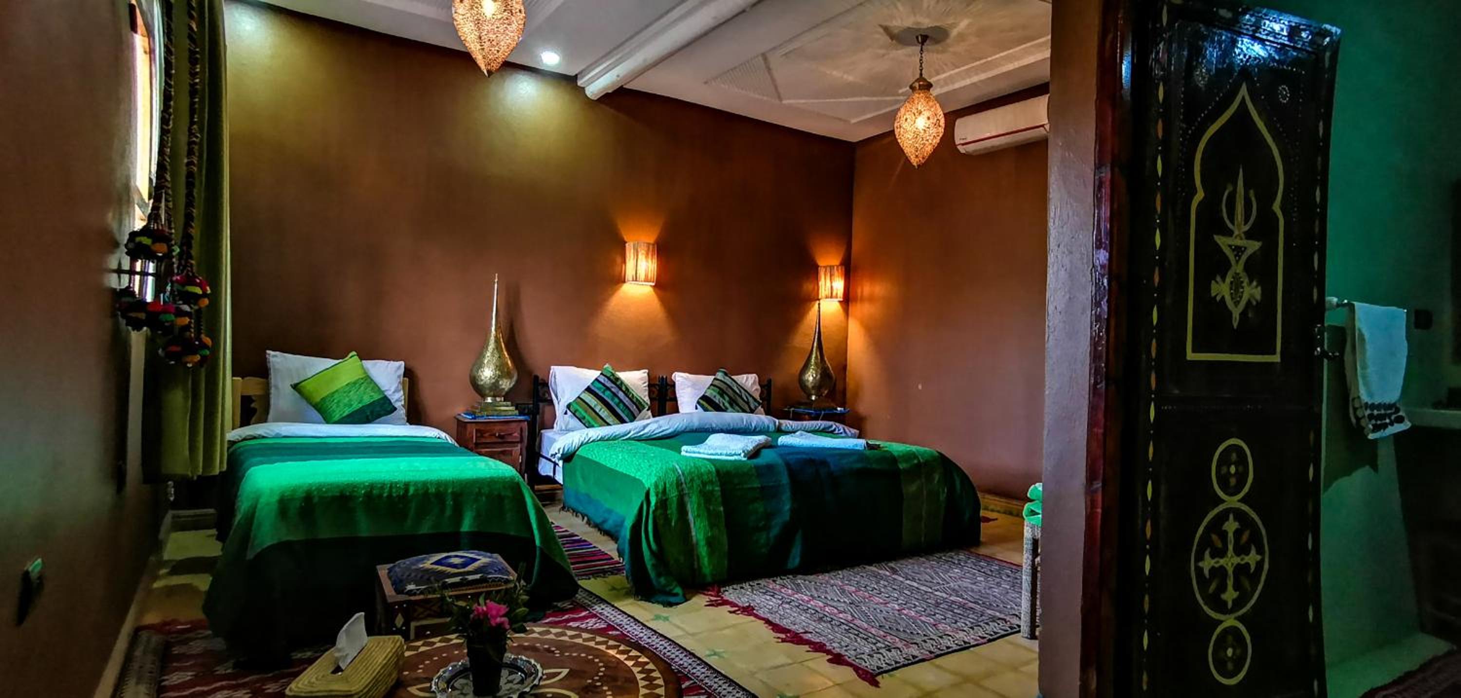 Deluxe Double or Twin Room with Pool View photo 3