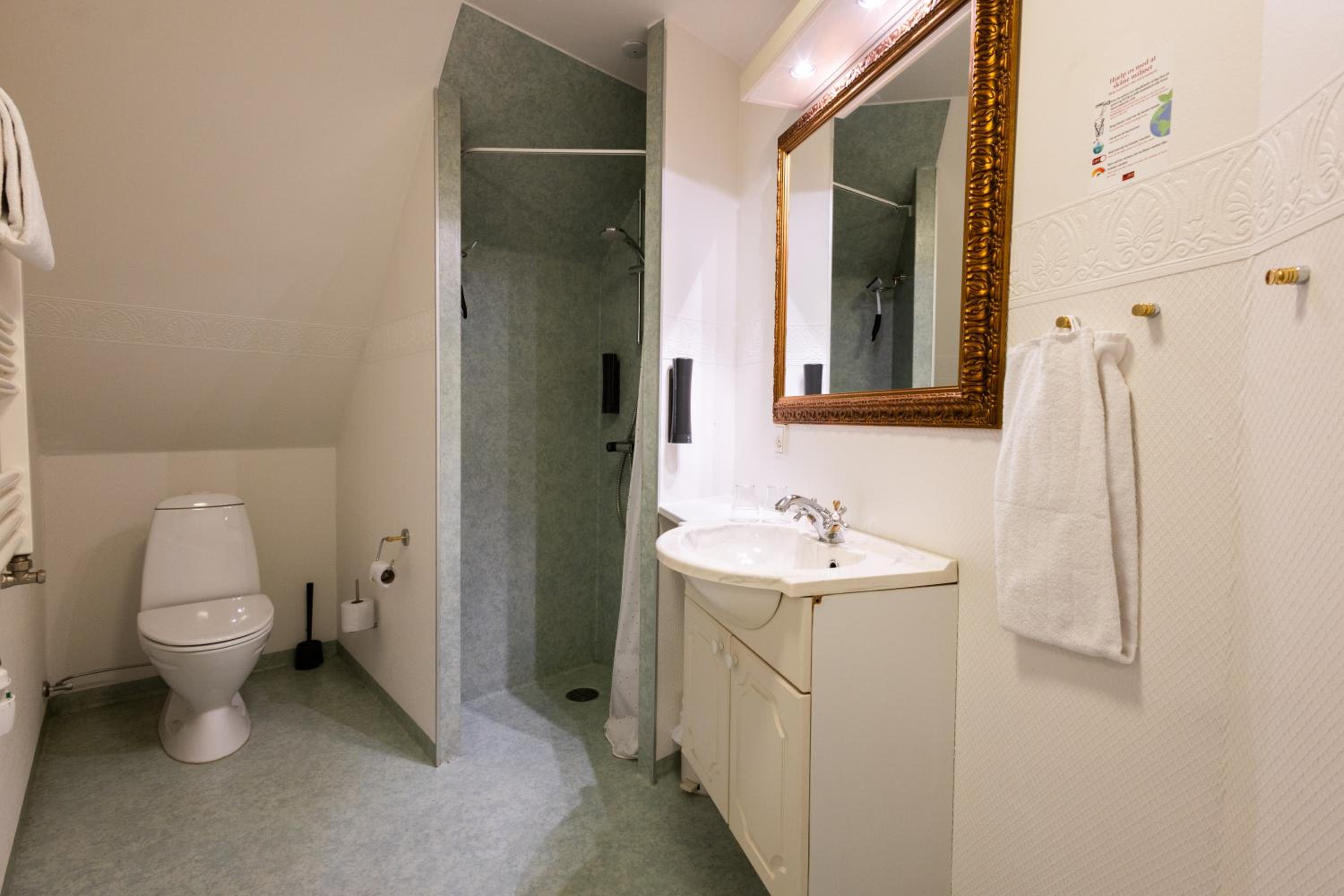 Triple Room - Photo 2