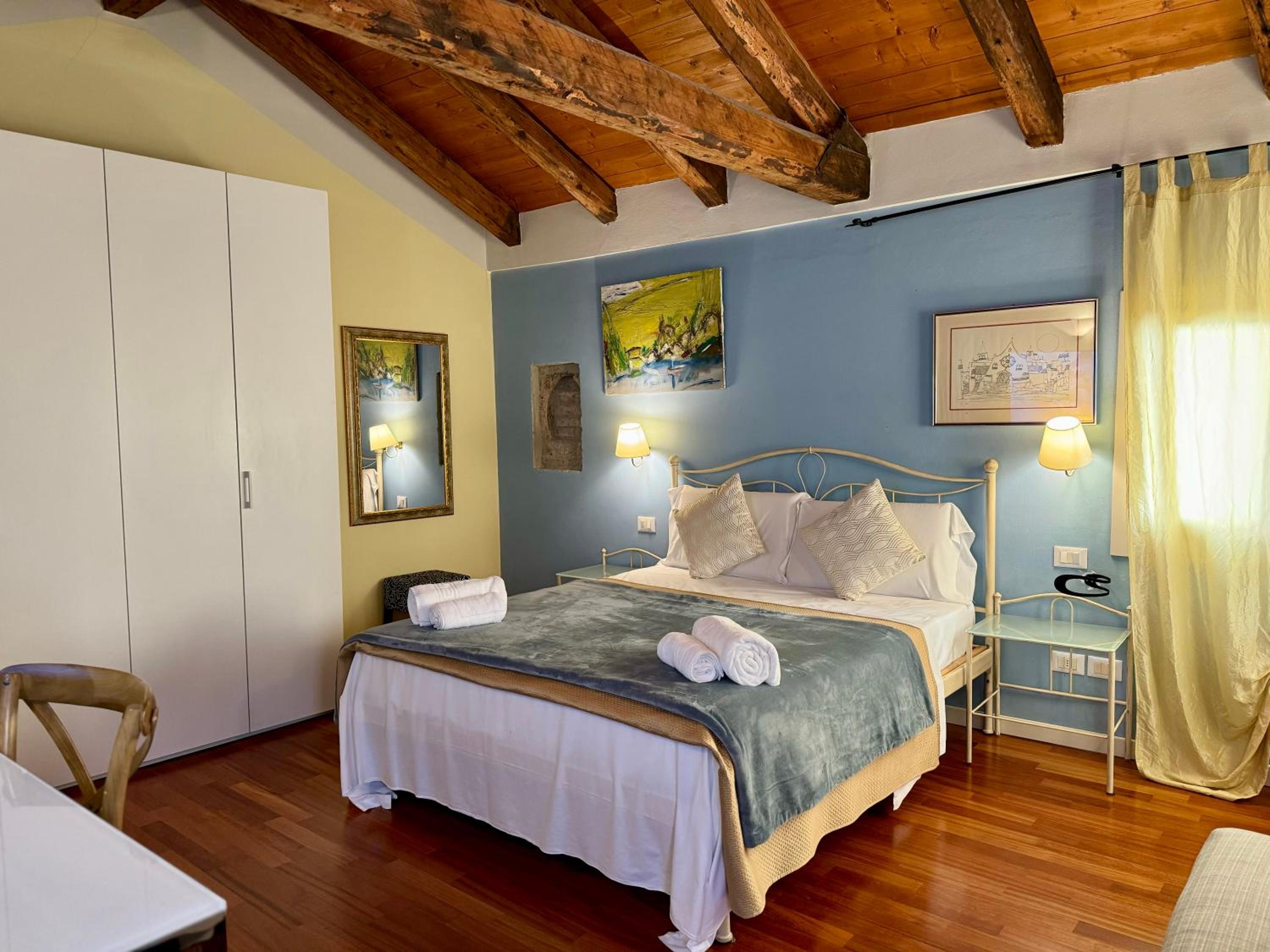 Deluxe Queen Room photo 1