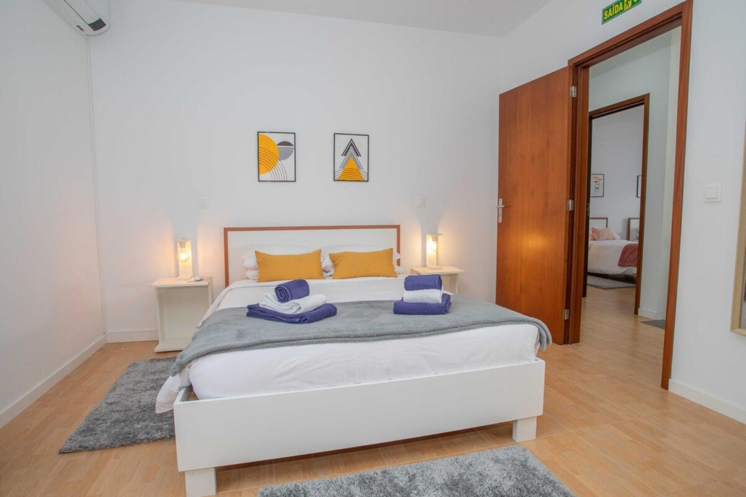 Three-Bedroom House photo 2