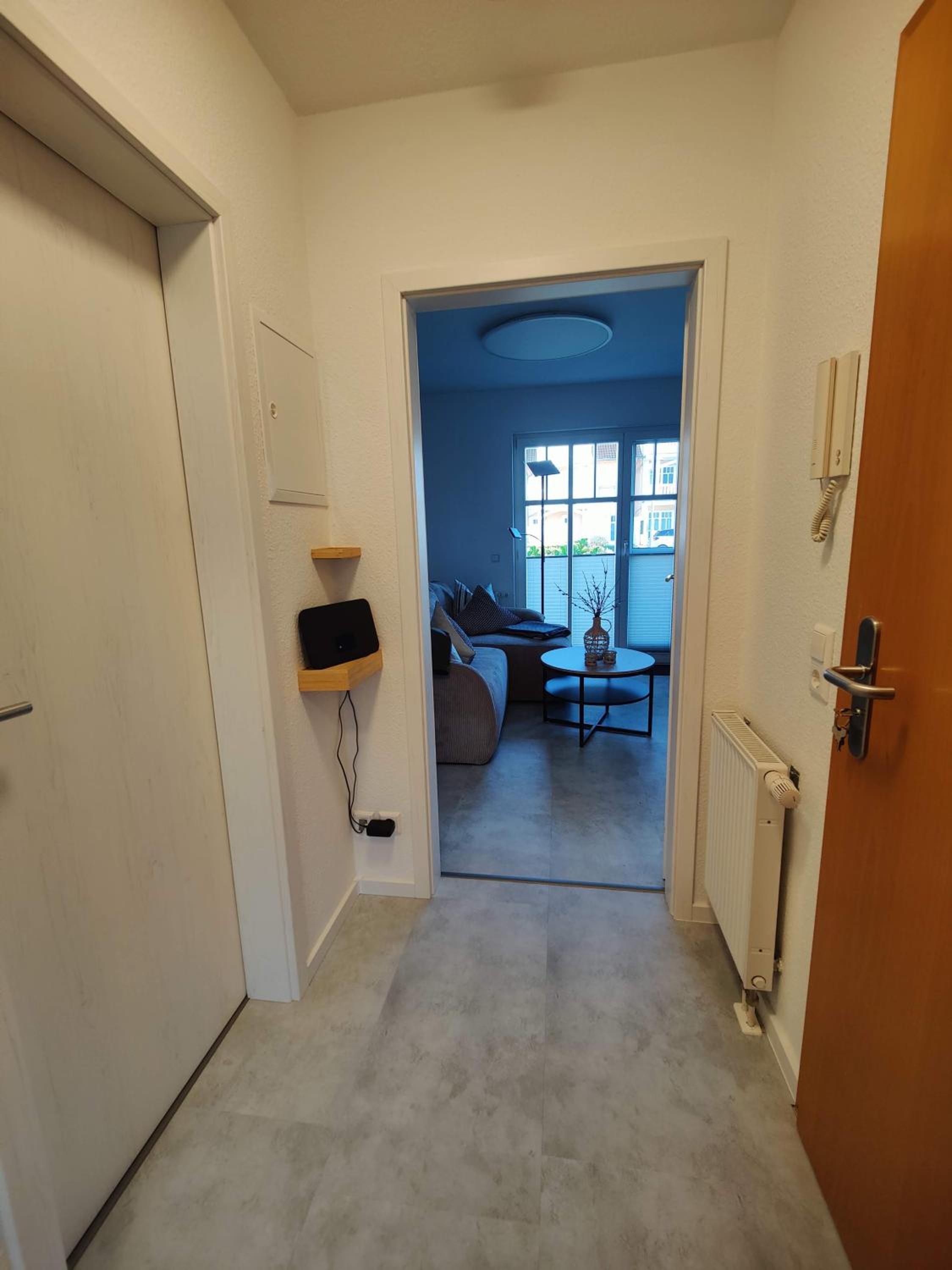 One-Bedroom Apartment photo 1