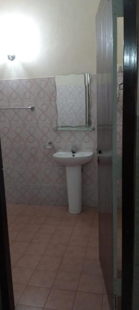 Budget Double Room photo 2