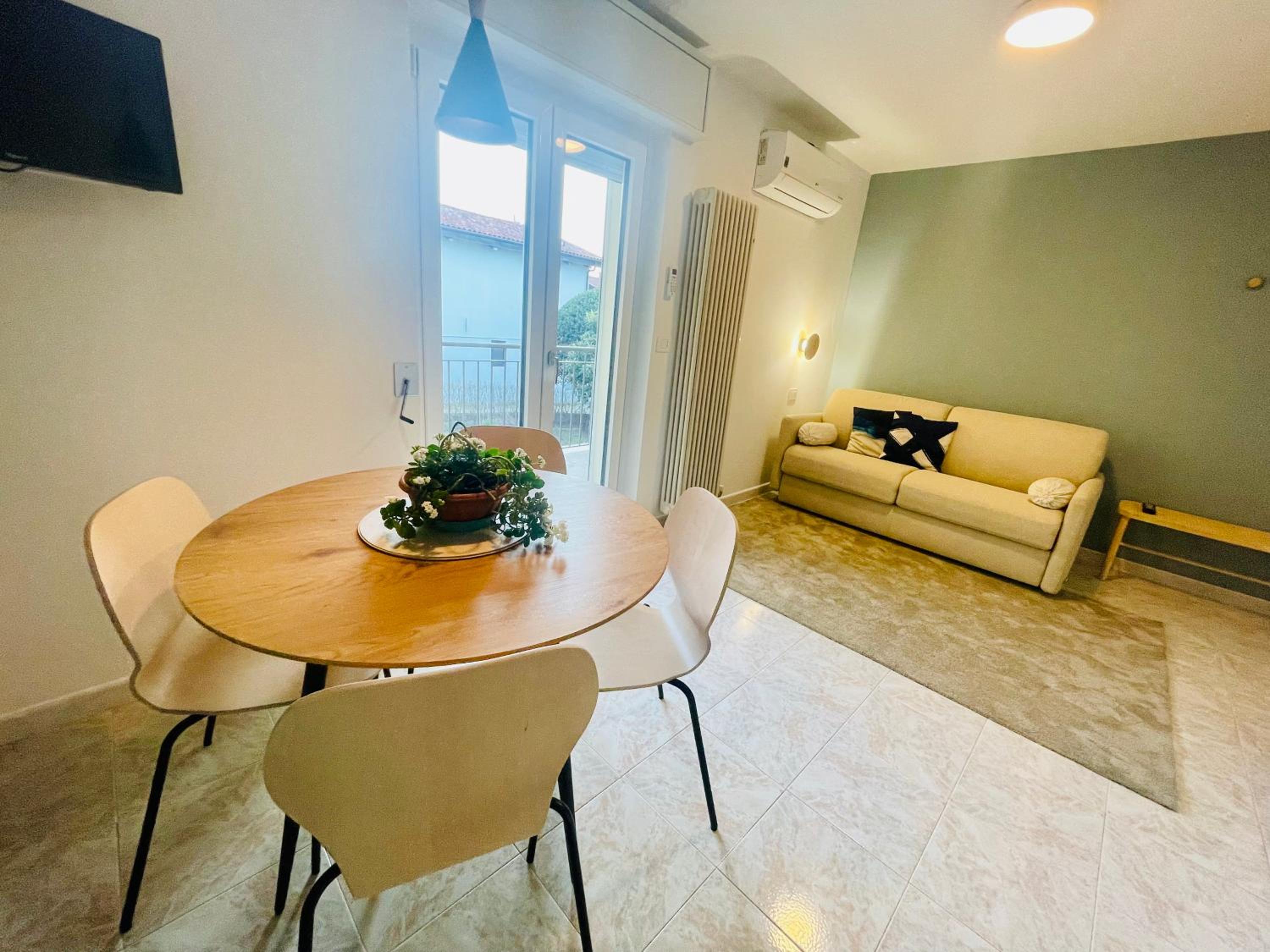 Standard Triple Room - Photo 1
