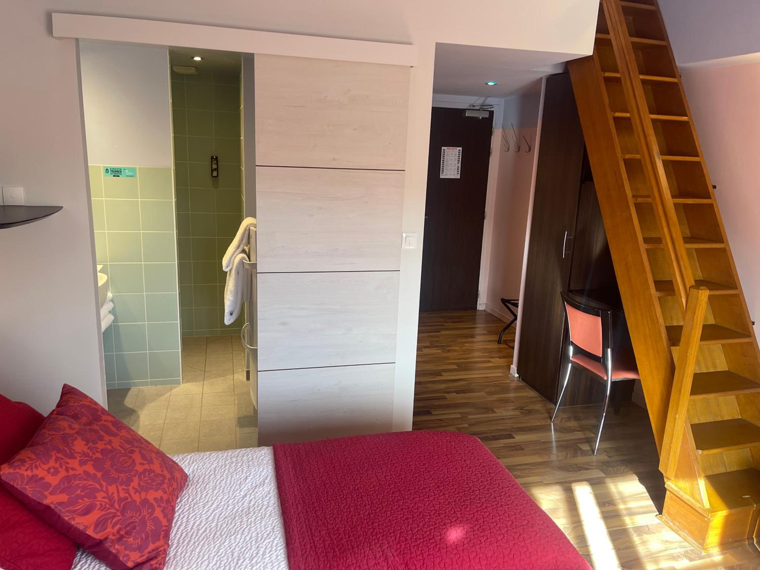 Quadruple Room photo 2