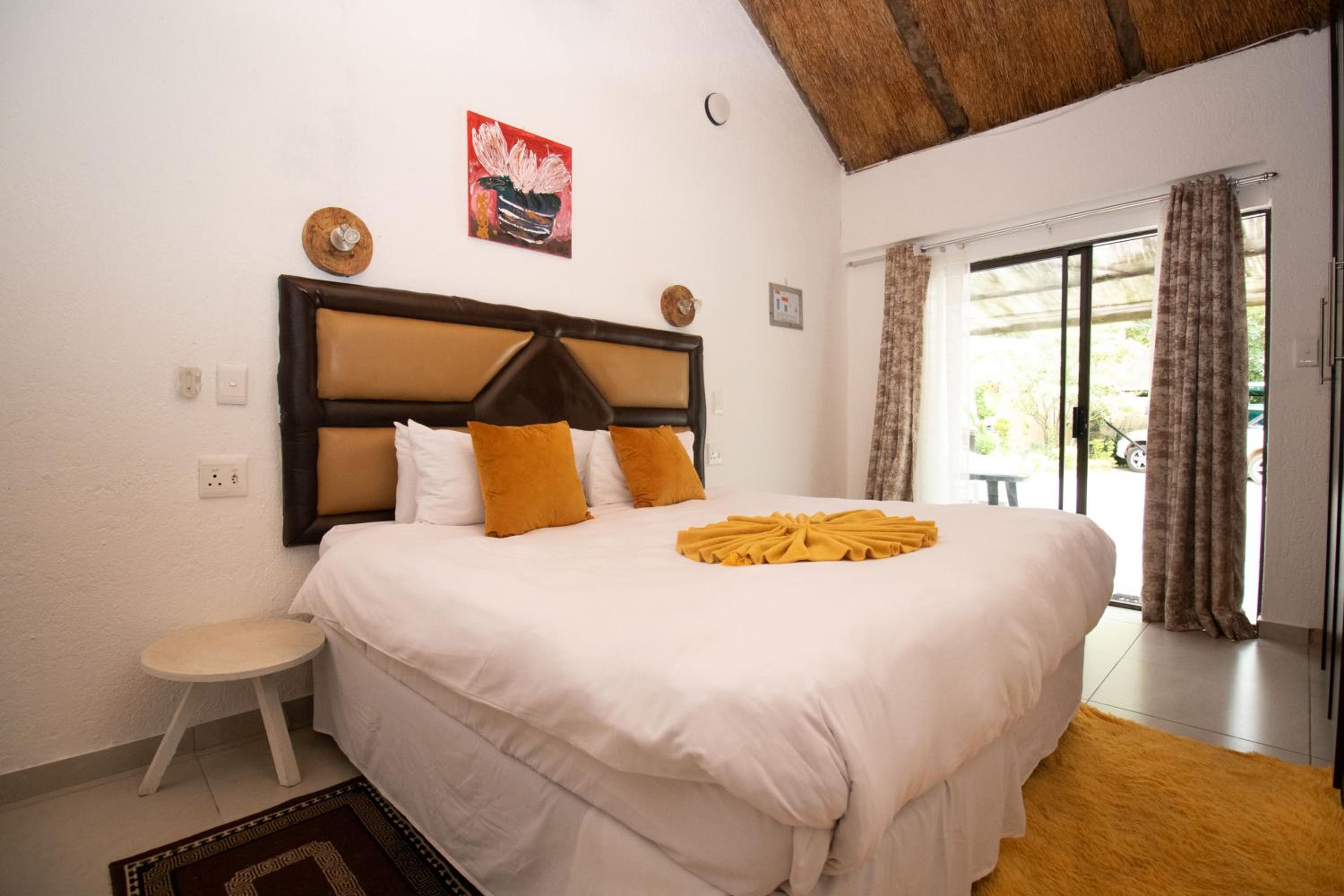 Deluxe King Room photo 3