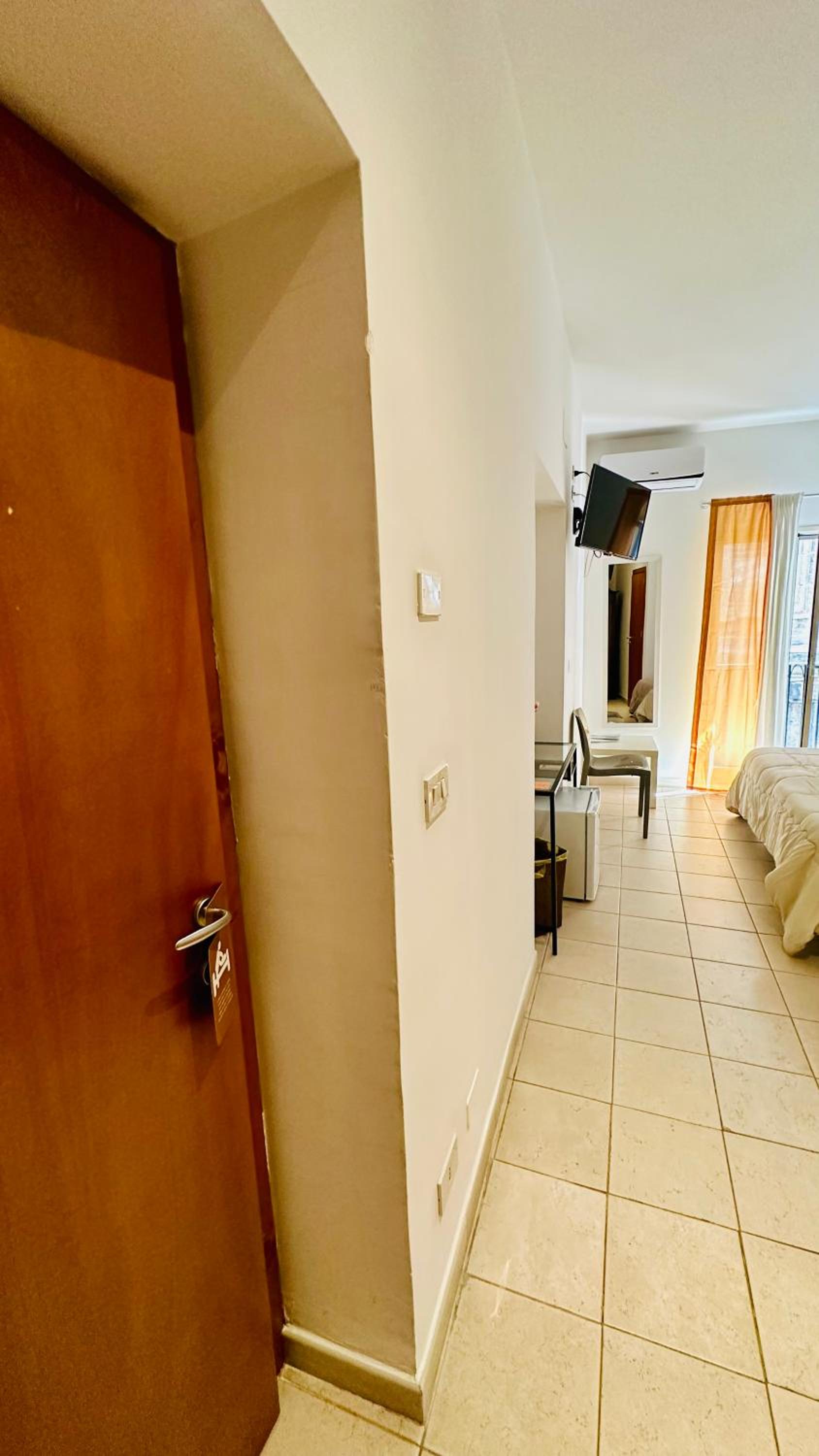 Deluxe Double or Twin Room with Balcony photo 3