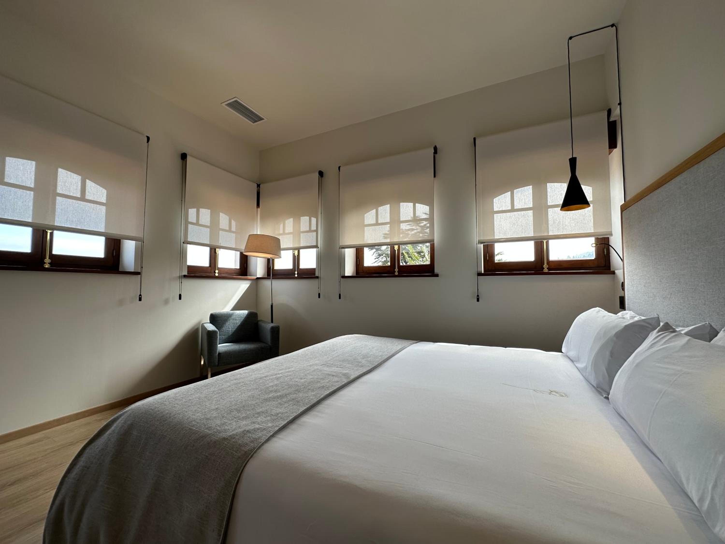 Deluxe Double Room - Photo 2