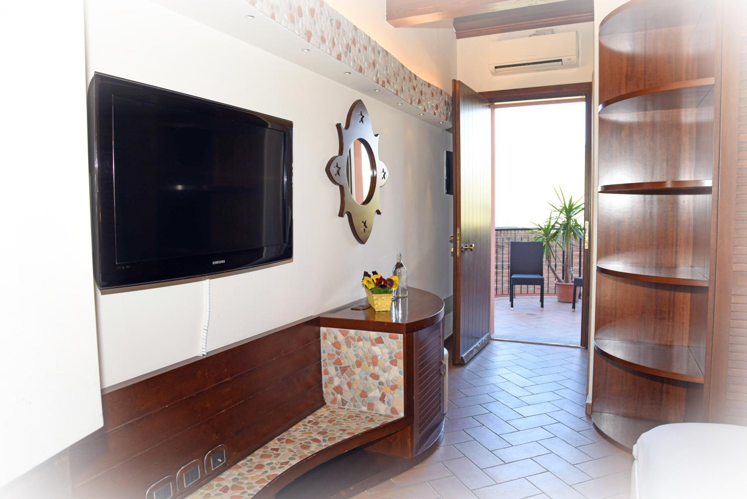 King Room - Photo 5