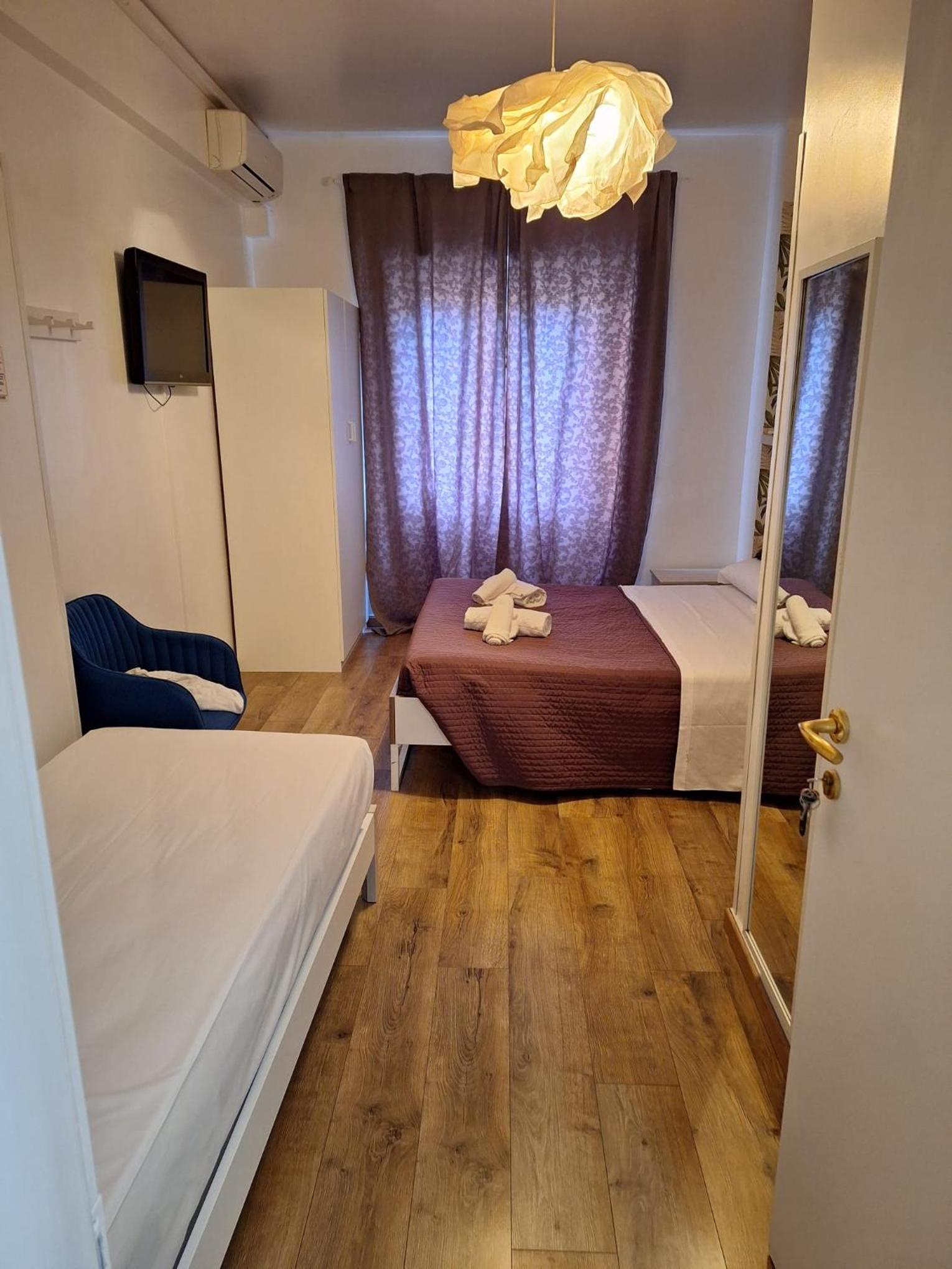 Triple Room with Private Bathroom