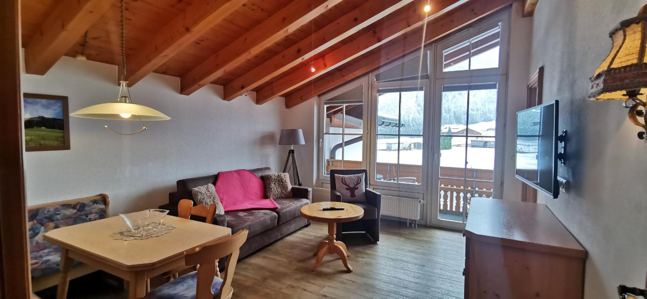 Apartment with Mountain View photo 1