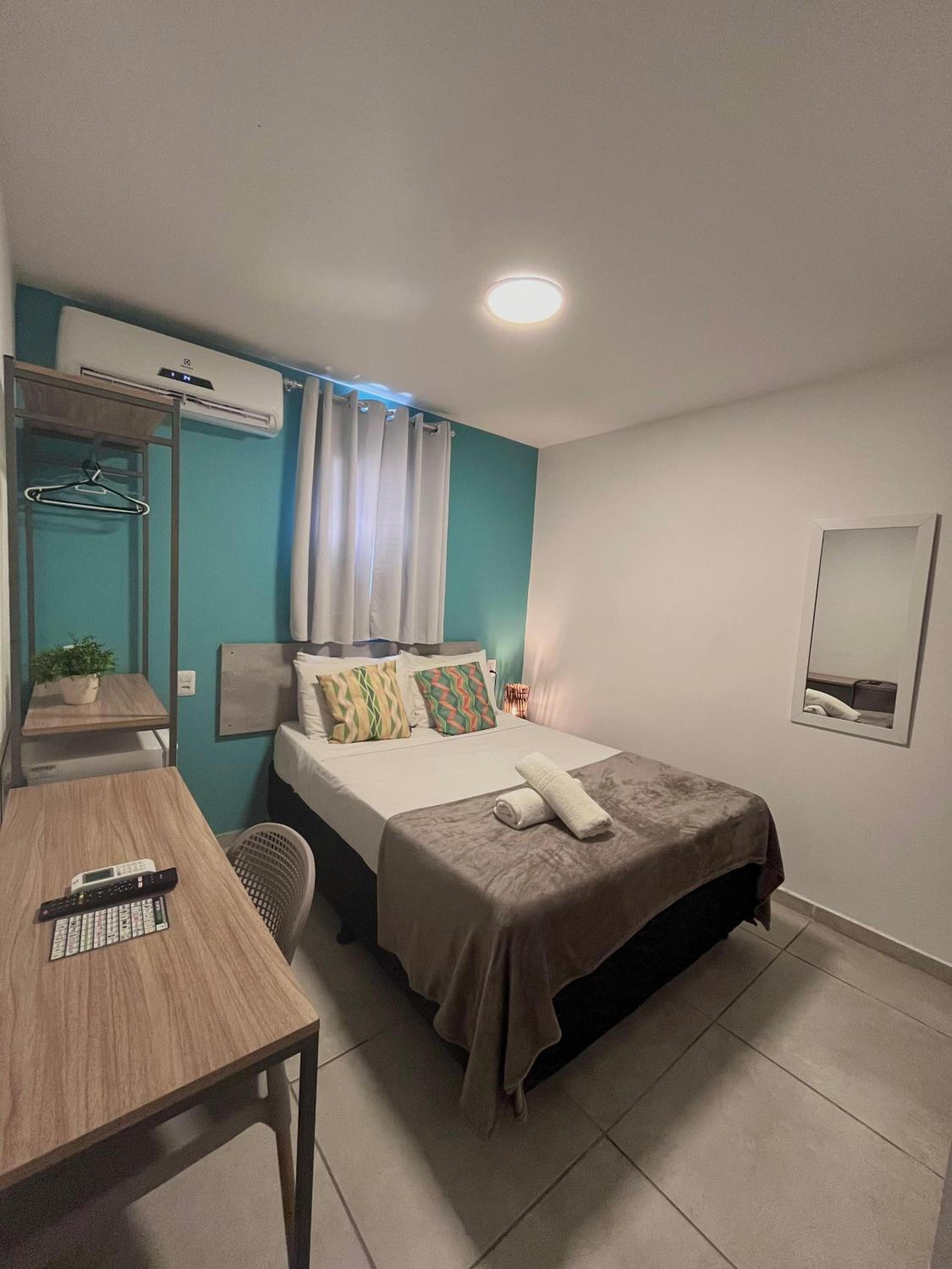 Budget Double Room - Photo 3
