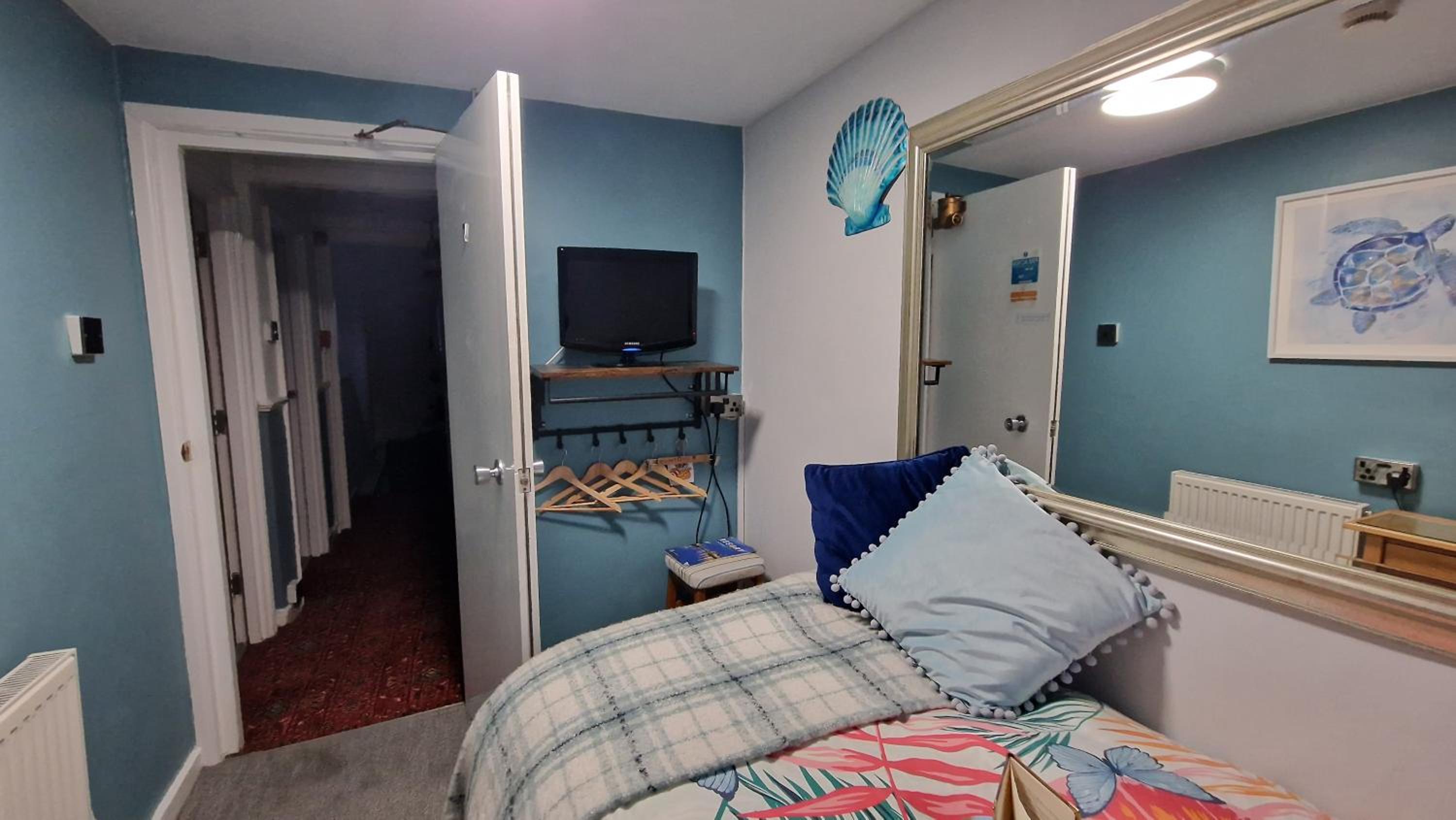 Standard Single Room photo 2