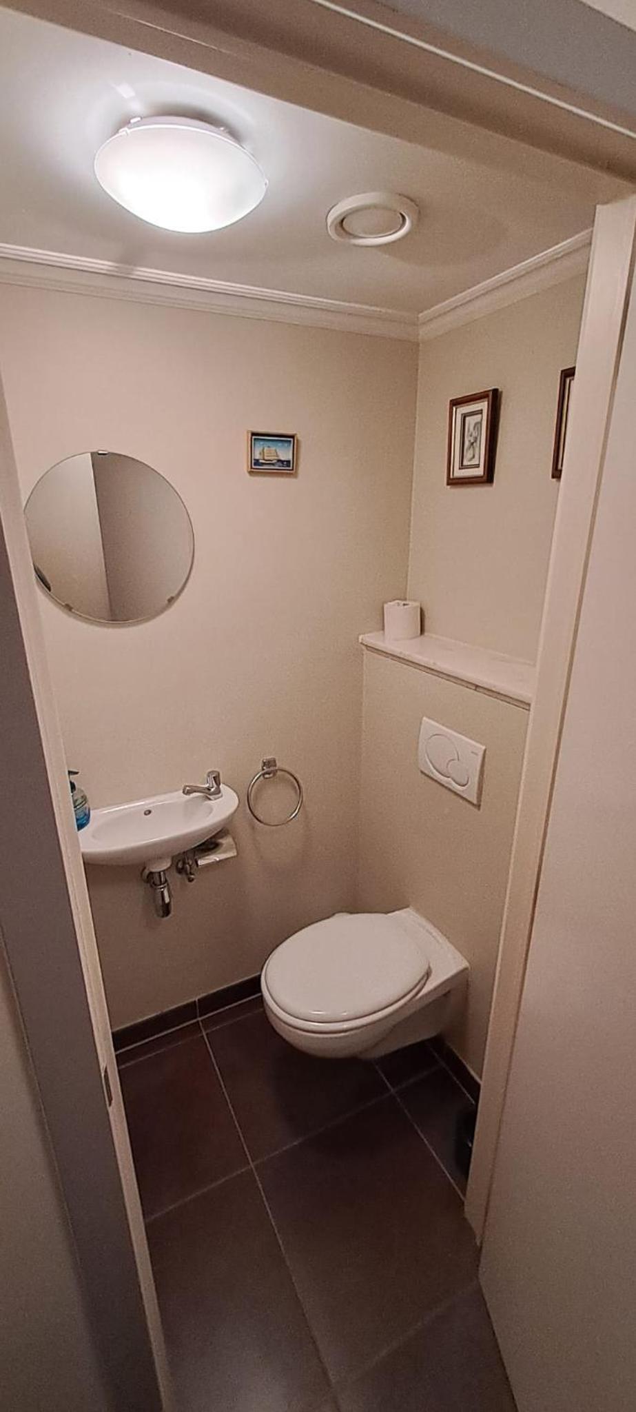 One-Bedroom Apartment photo 3