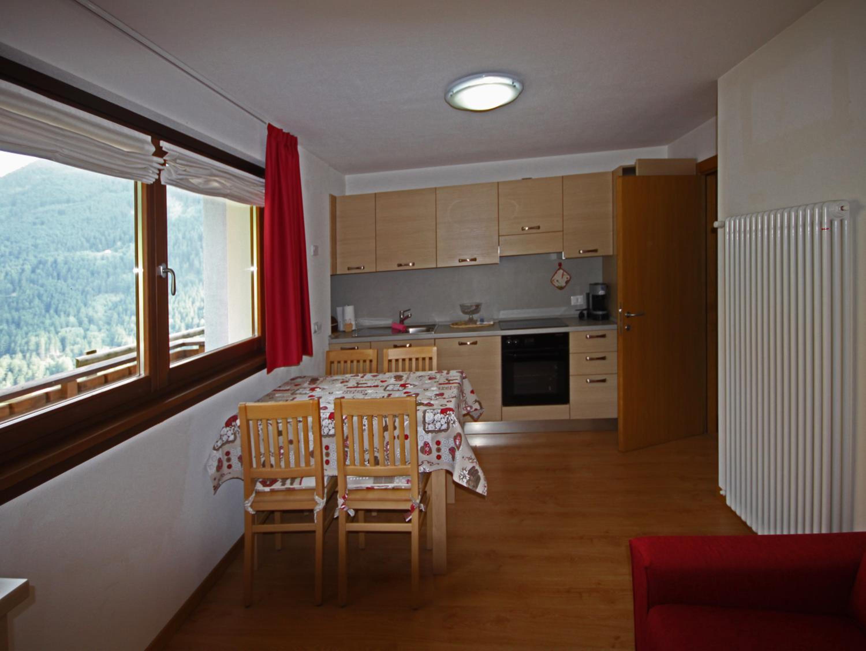 One-Bedroom Apartment photo 2