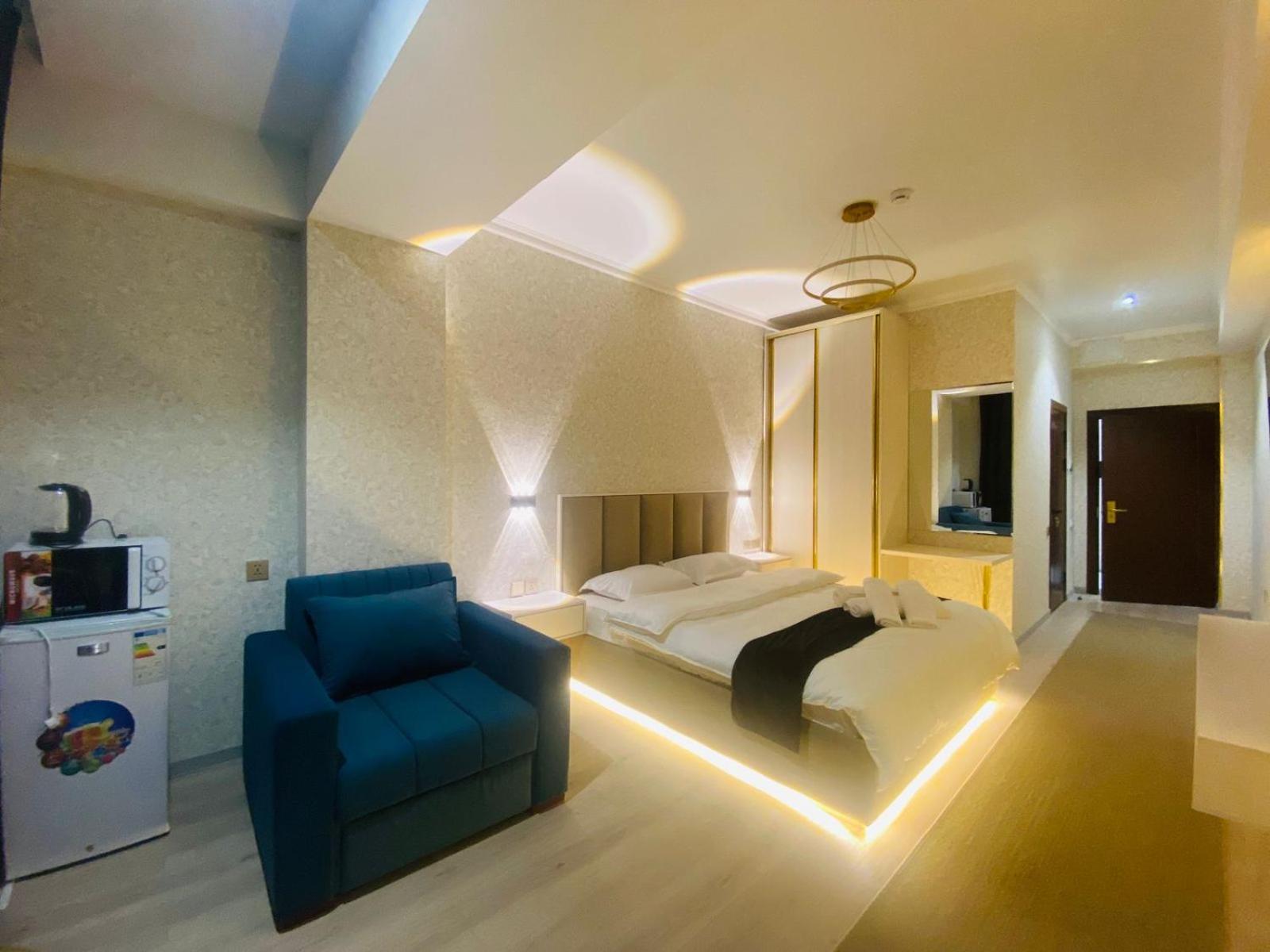 Deluxe Double Room with Extra Bed photo 2