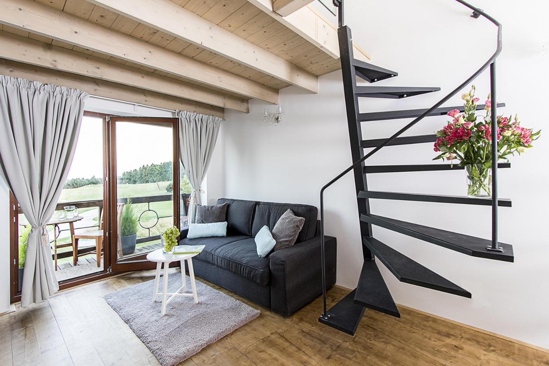 Deluxe Double Room with Balcony - Photo 6