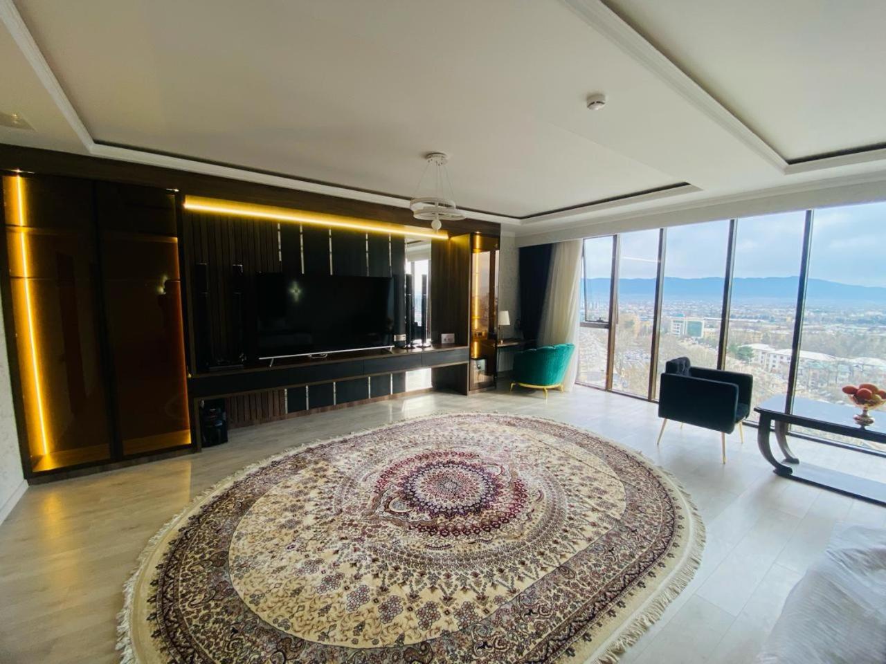 Suite with City View photo 1