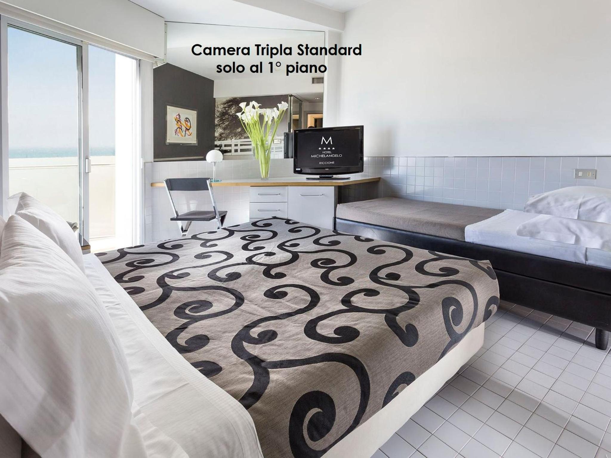 Standard Triple Room with Partial Sea View