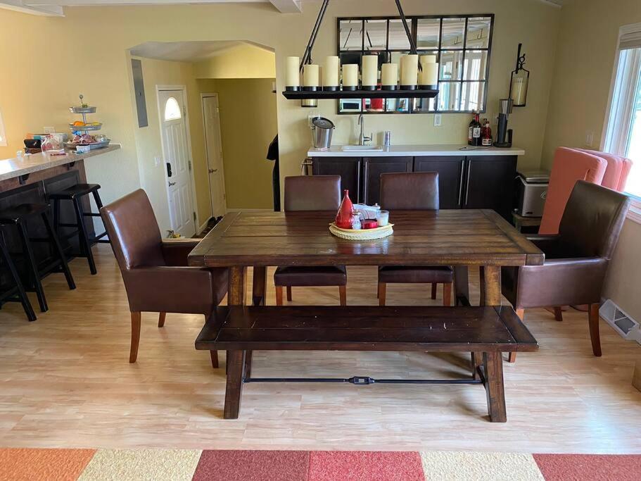 Two-Bedroom House photo 2