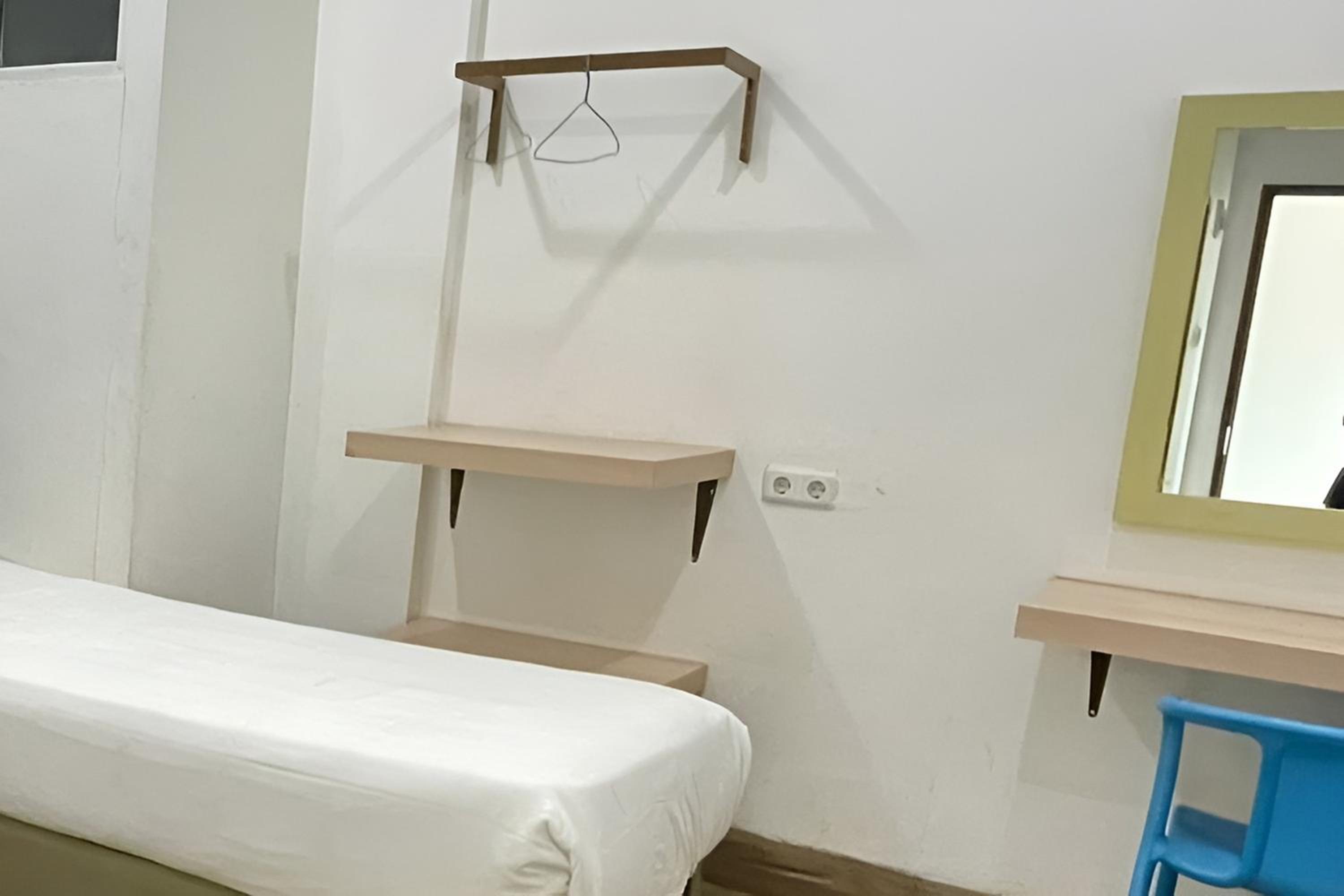 Deluxe Twin Room - Photo 2