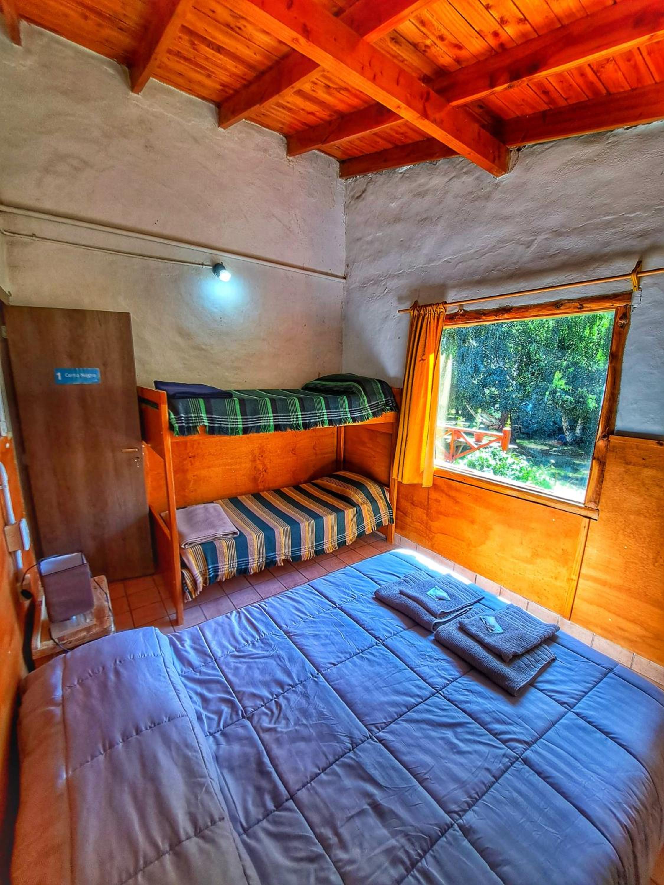 Economy Quadruple Room photo 2