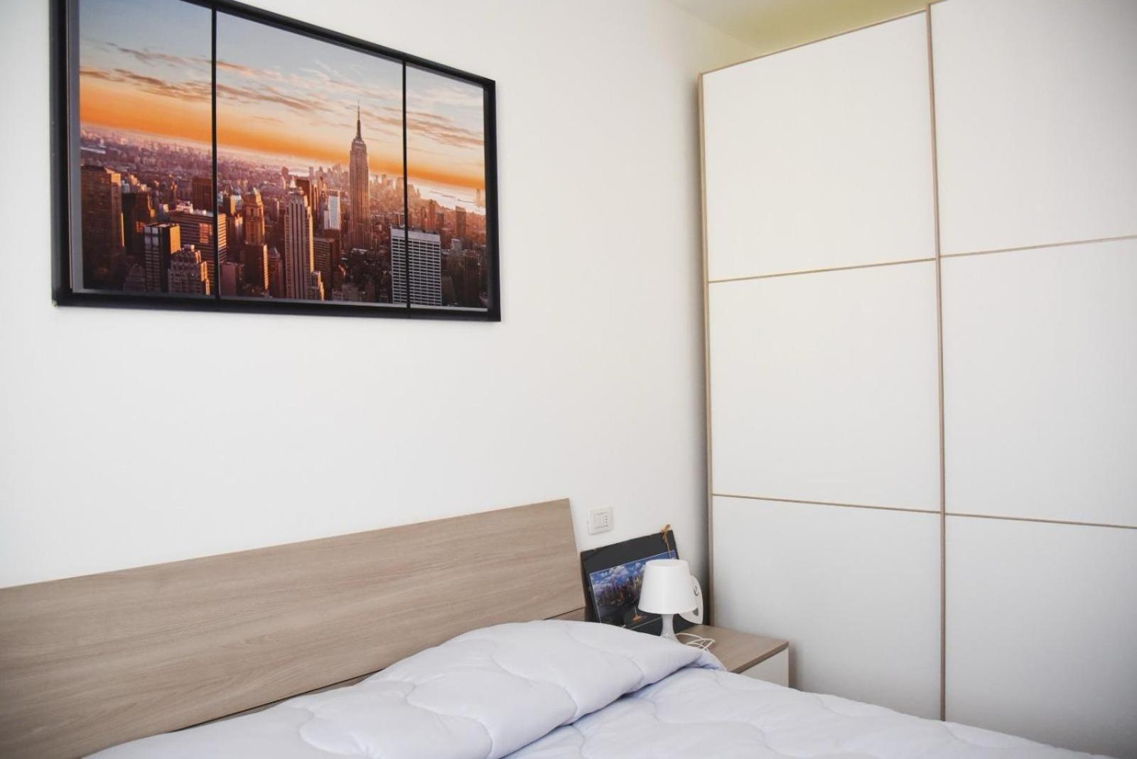 One-Bedroom Apartment photo 3