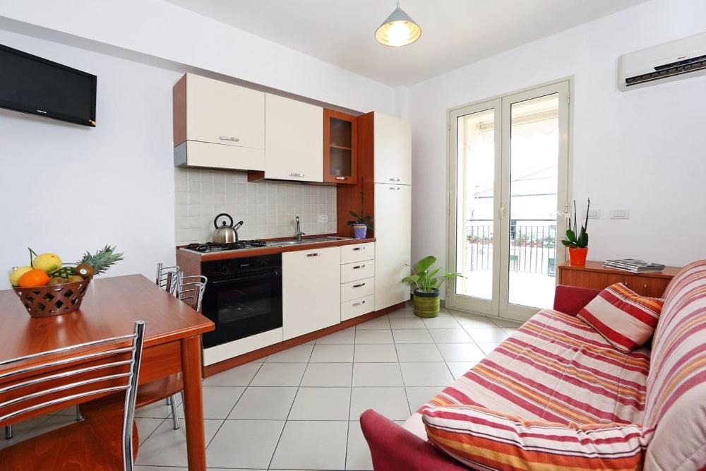Standard Apartment photo 2