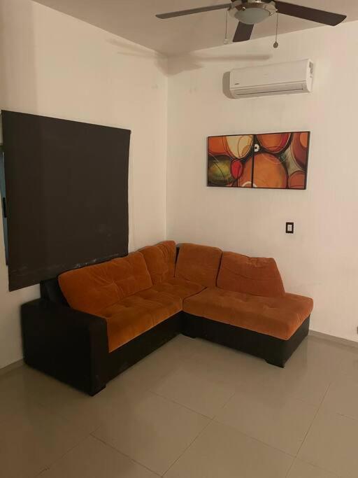 One-Bedroom House photo 3