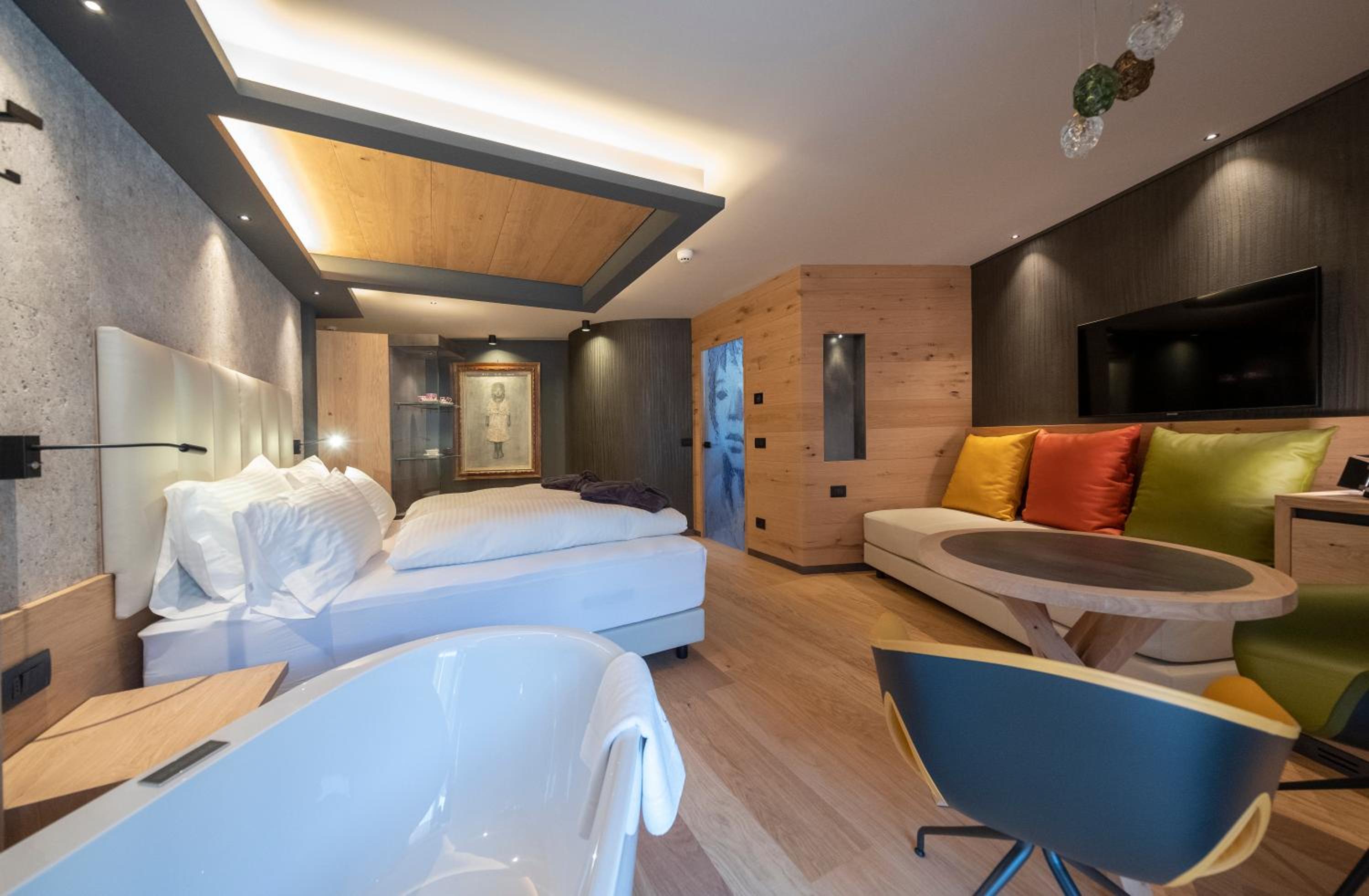 Junior Suite with Balcony