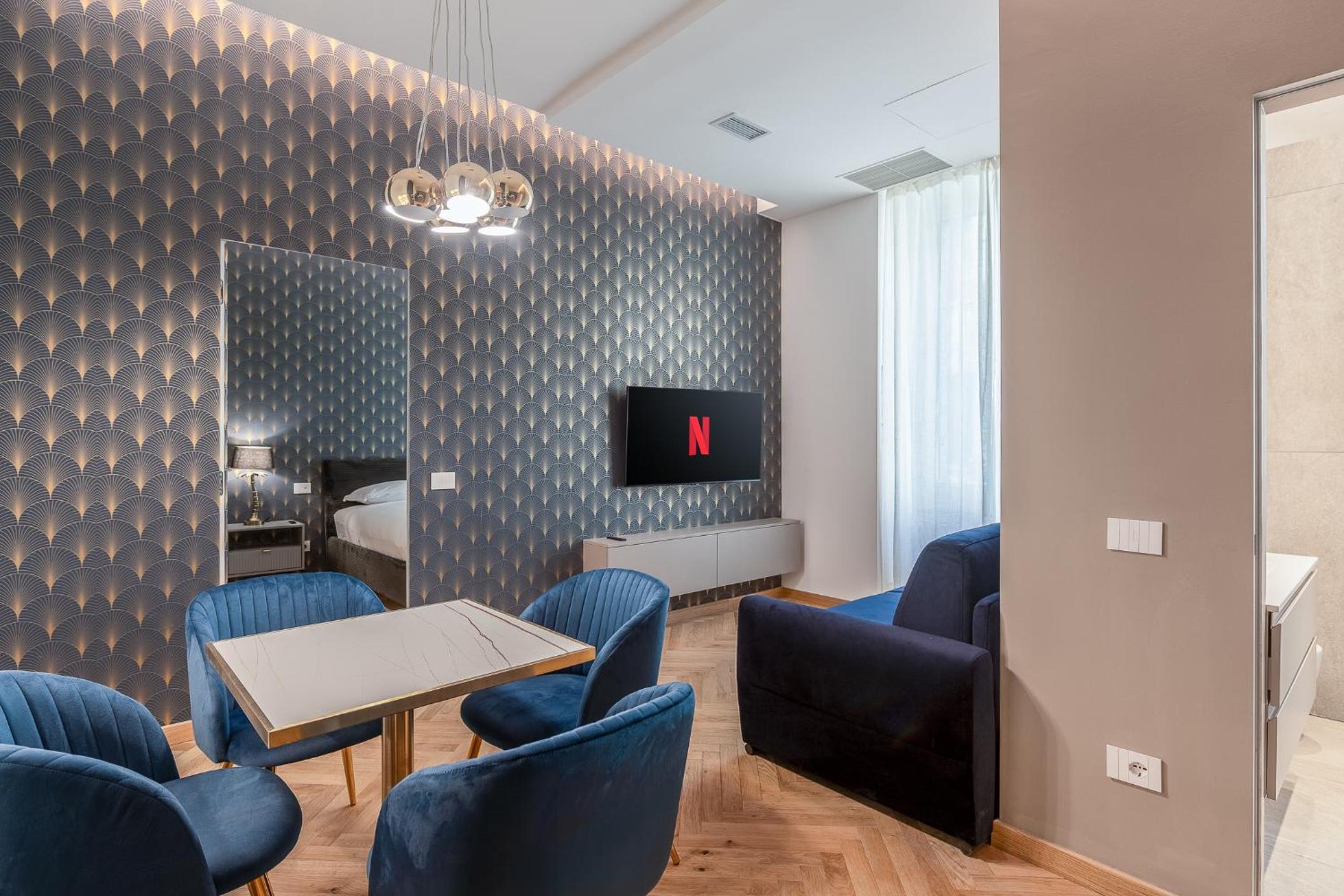 One-Bedroom Apartment