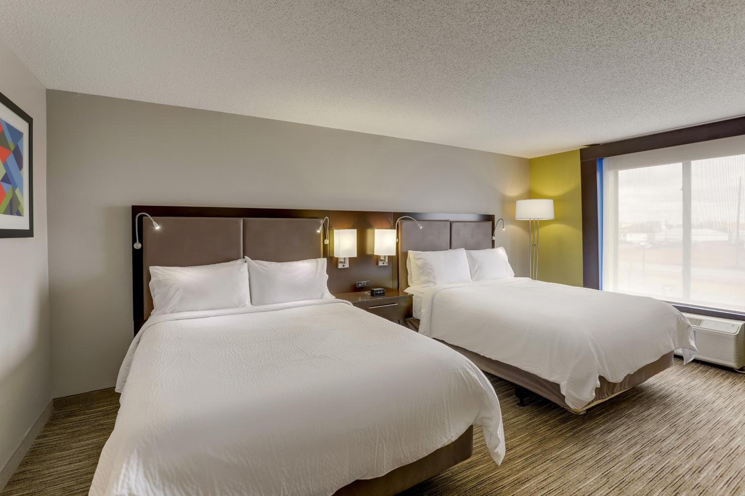 Suite with Two Beds - Non-Smoking - Photo 2