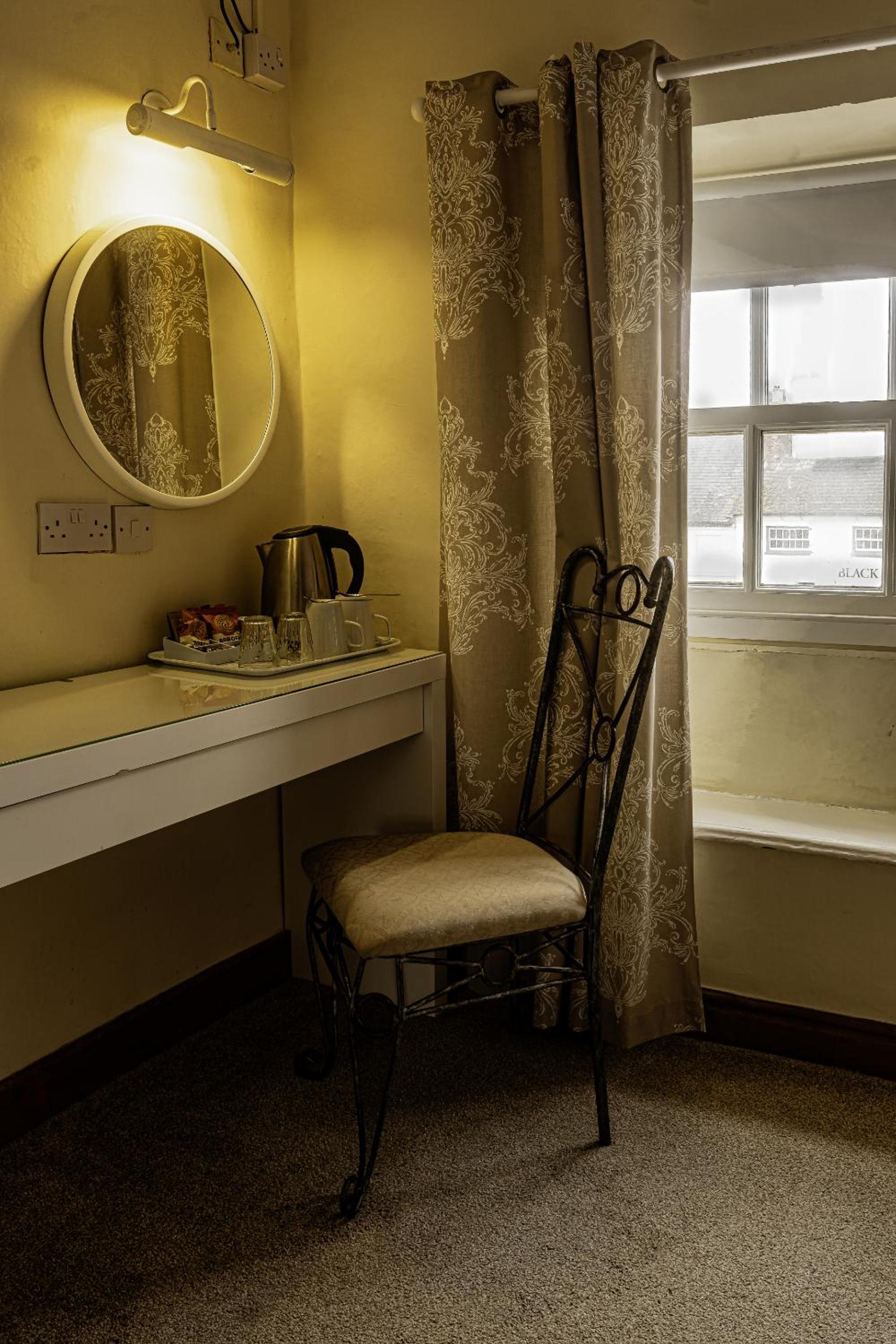 Superior King Room photo 3