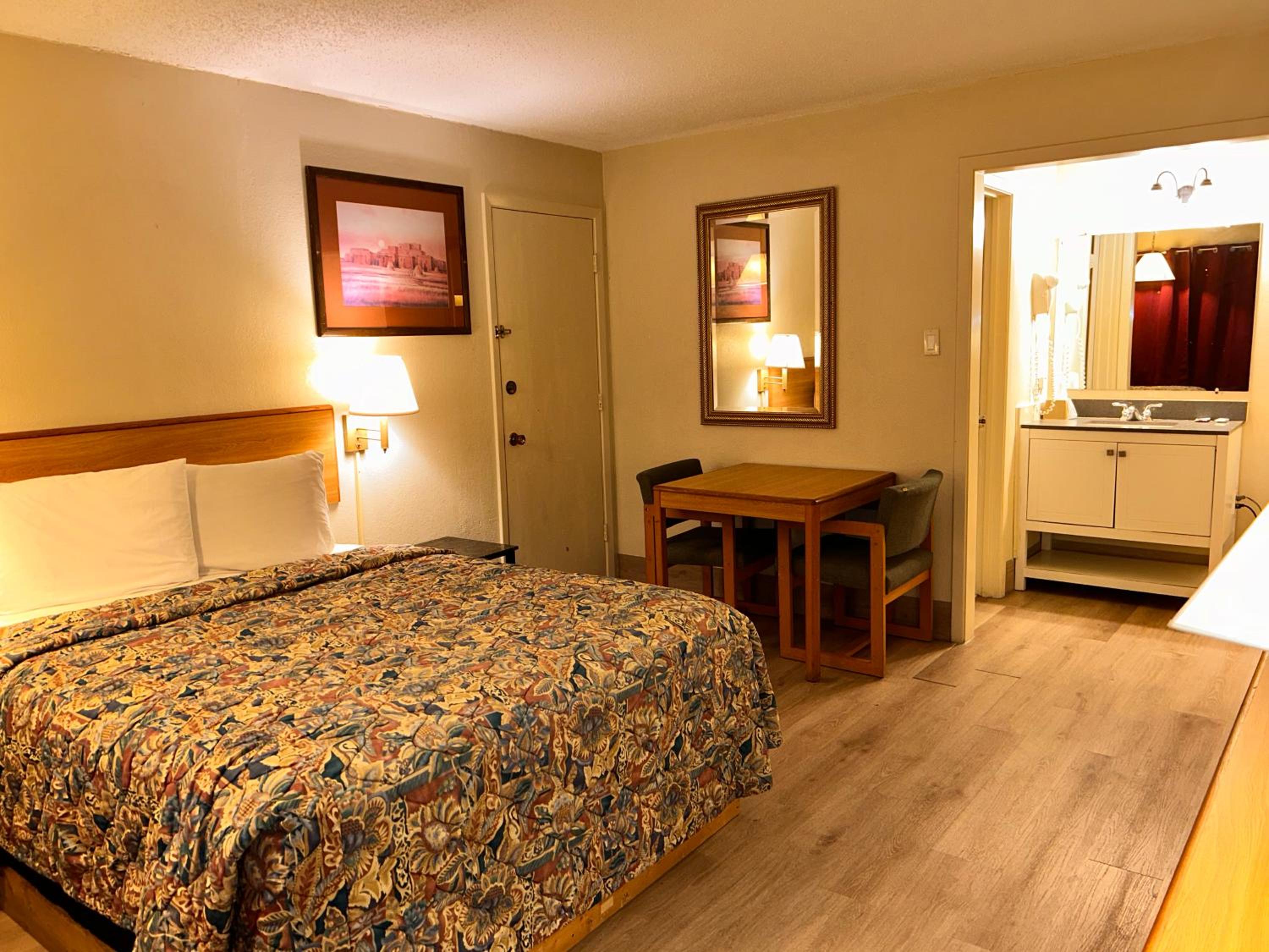 Standard King Room